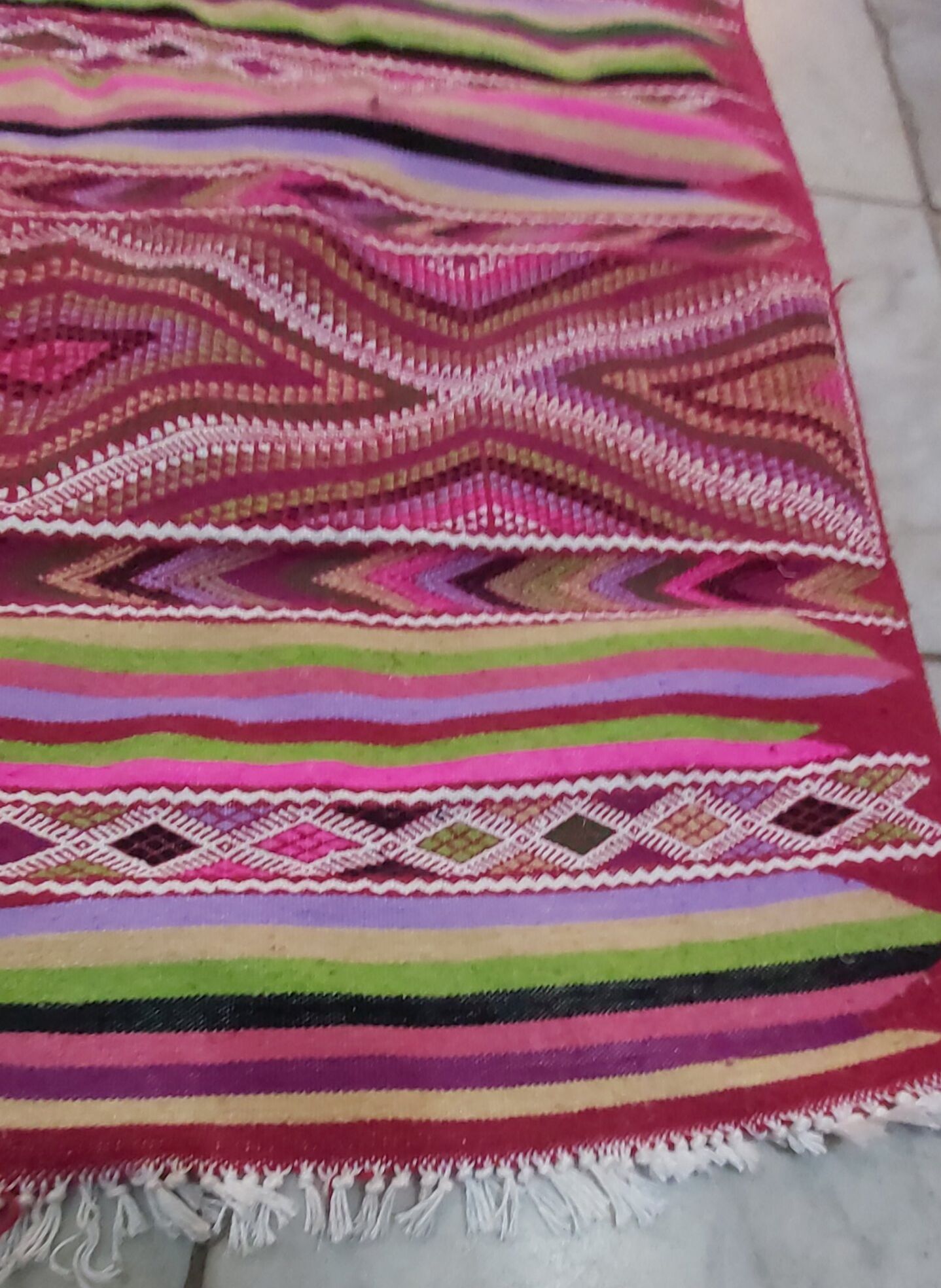 Handmade pink kilim rug in pure wool - 220x100cm