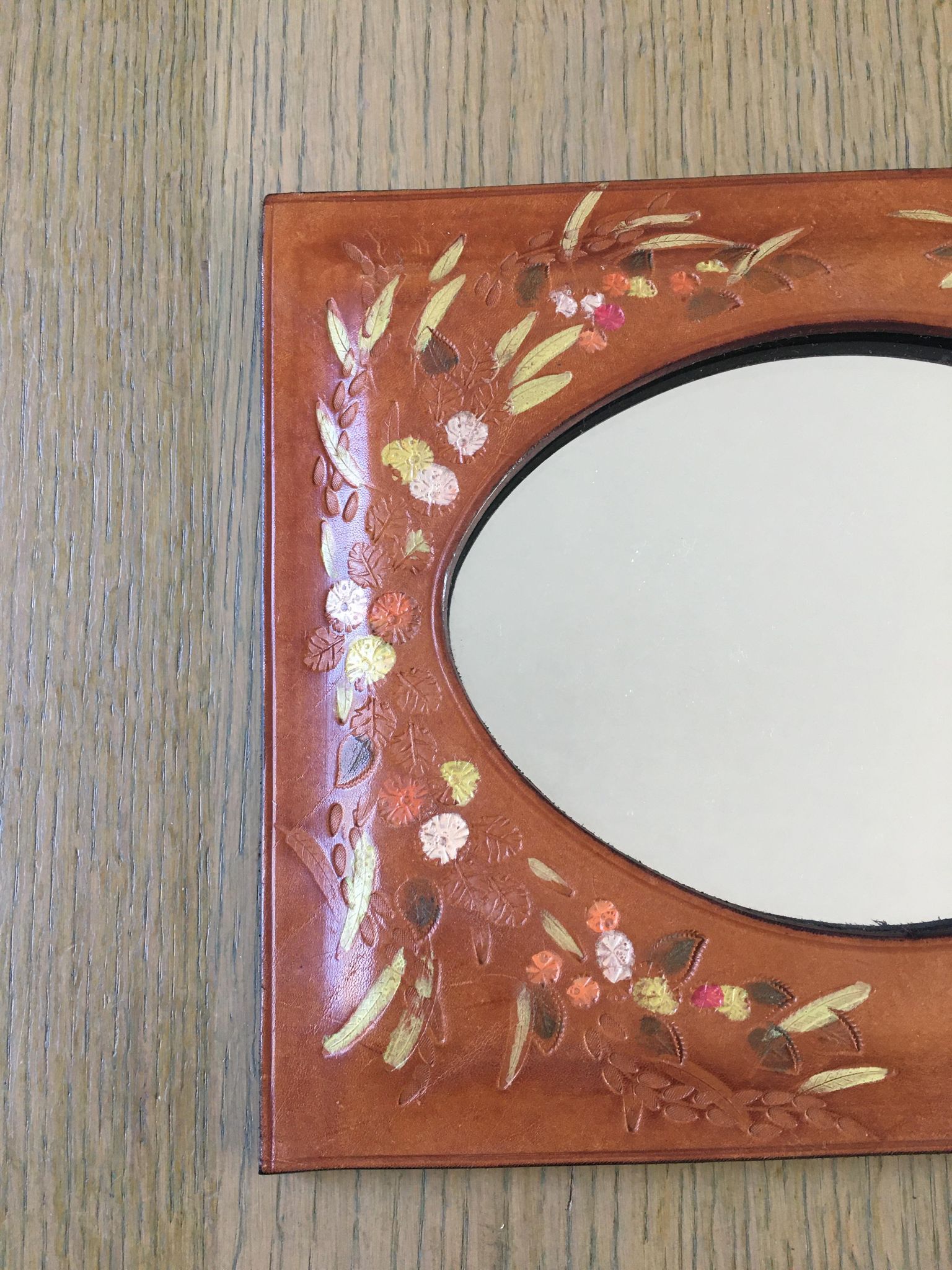 Vintage mirror all in leather 25x20cm
