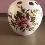 Moustiers vase