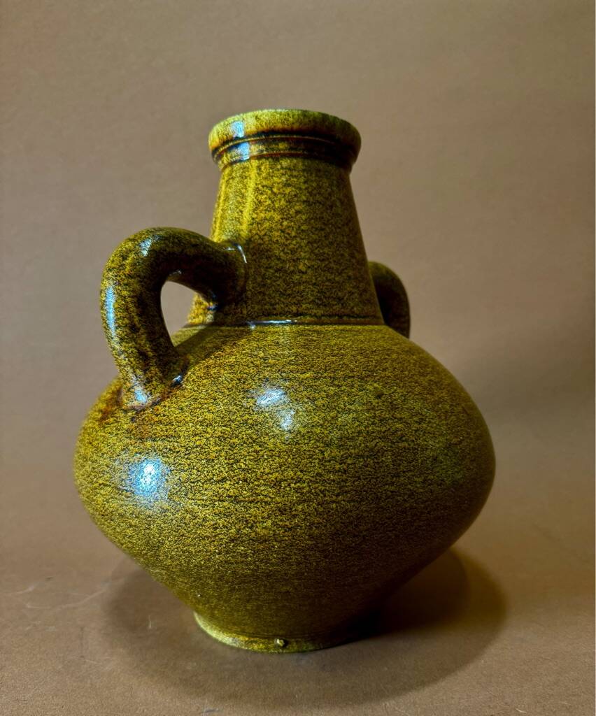 large ceramic accolay