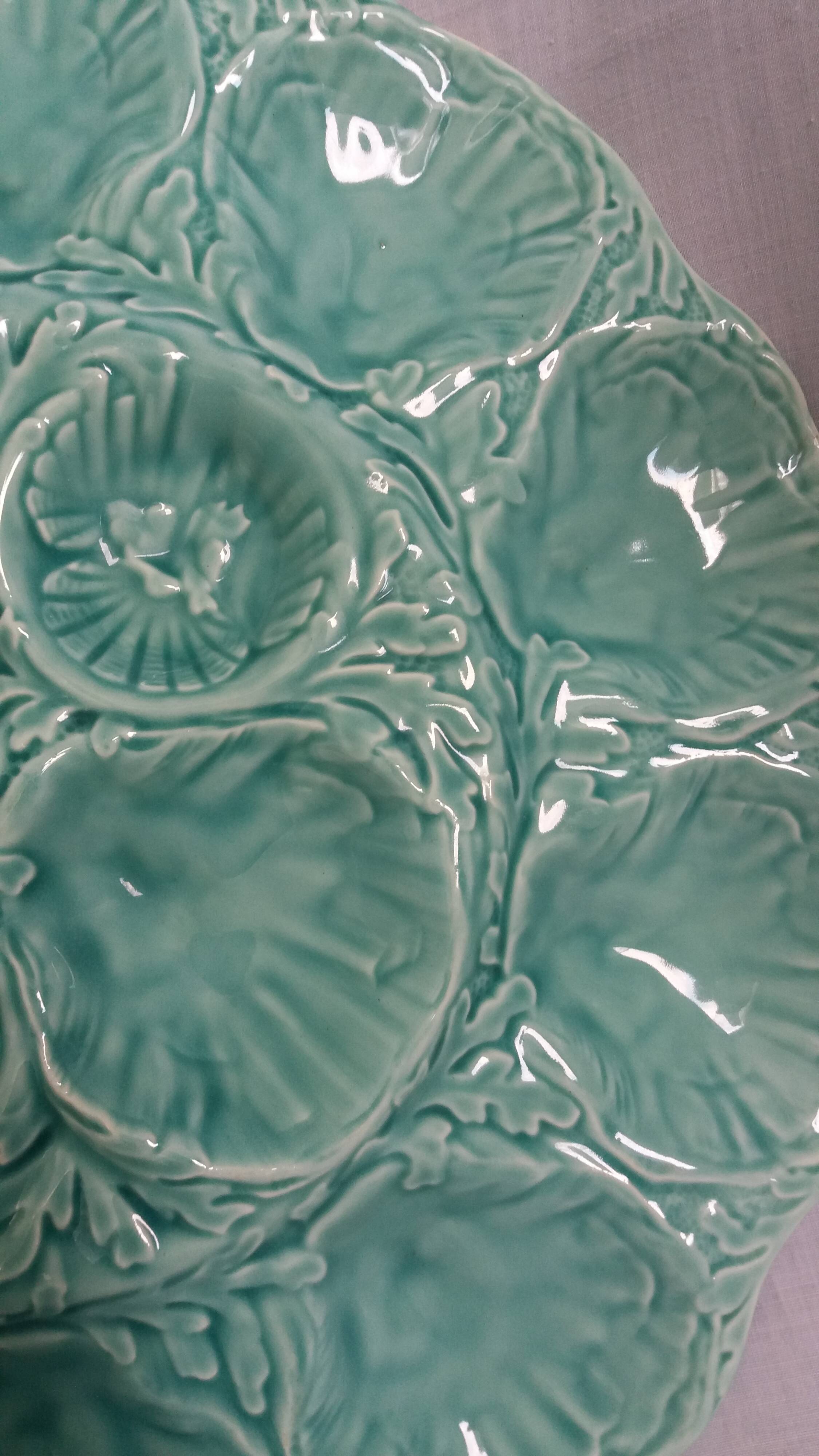 Turquoise barbotine oyster dish Gien France