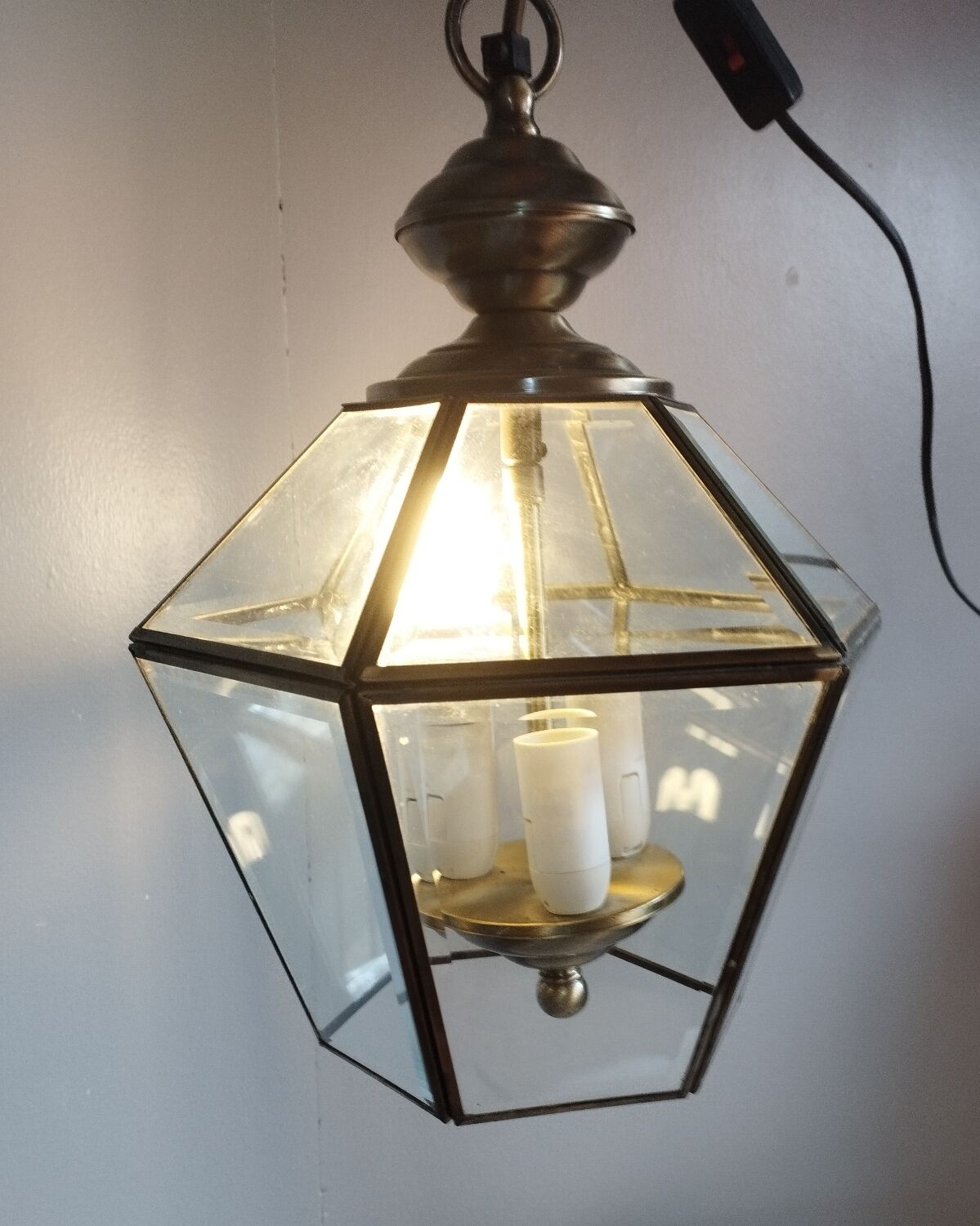 Lanterne suspendue 6 faces verre biseauté et laiton