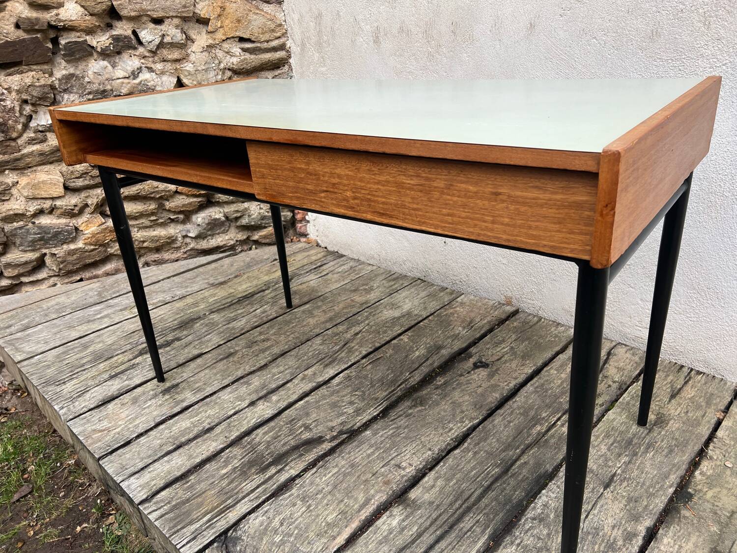 Bureau design Orsay ou Sonacotra année 1950