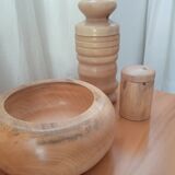 Turned wooden pot set