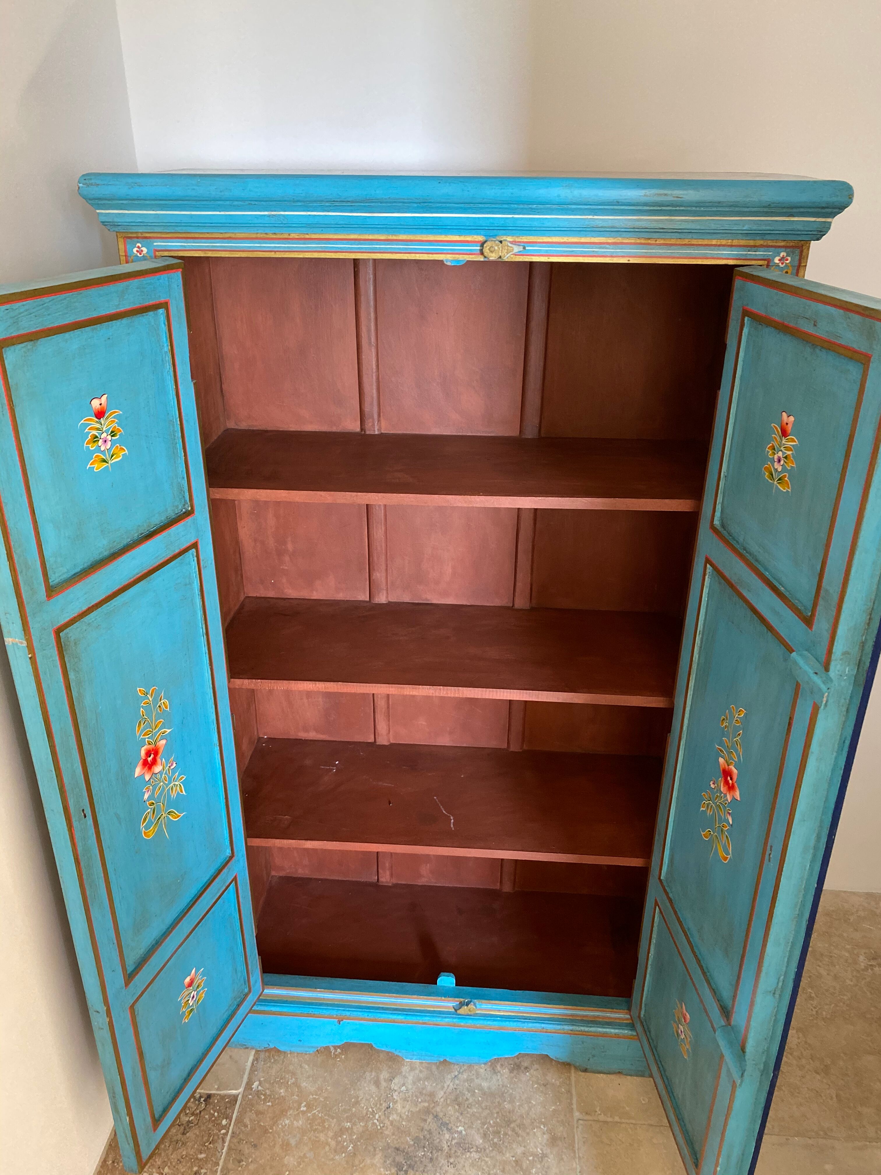 Painted cabinet with floral decoration