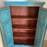 Painted cabinet with floral decoration
