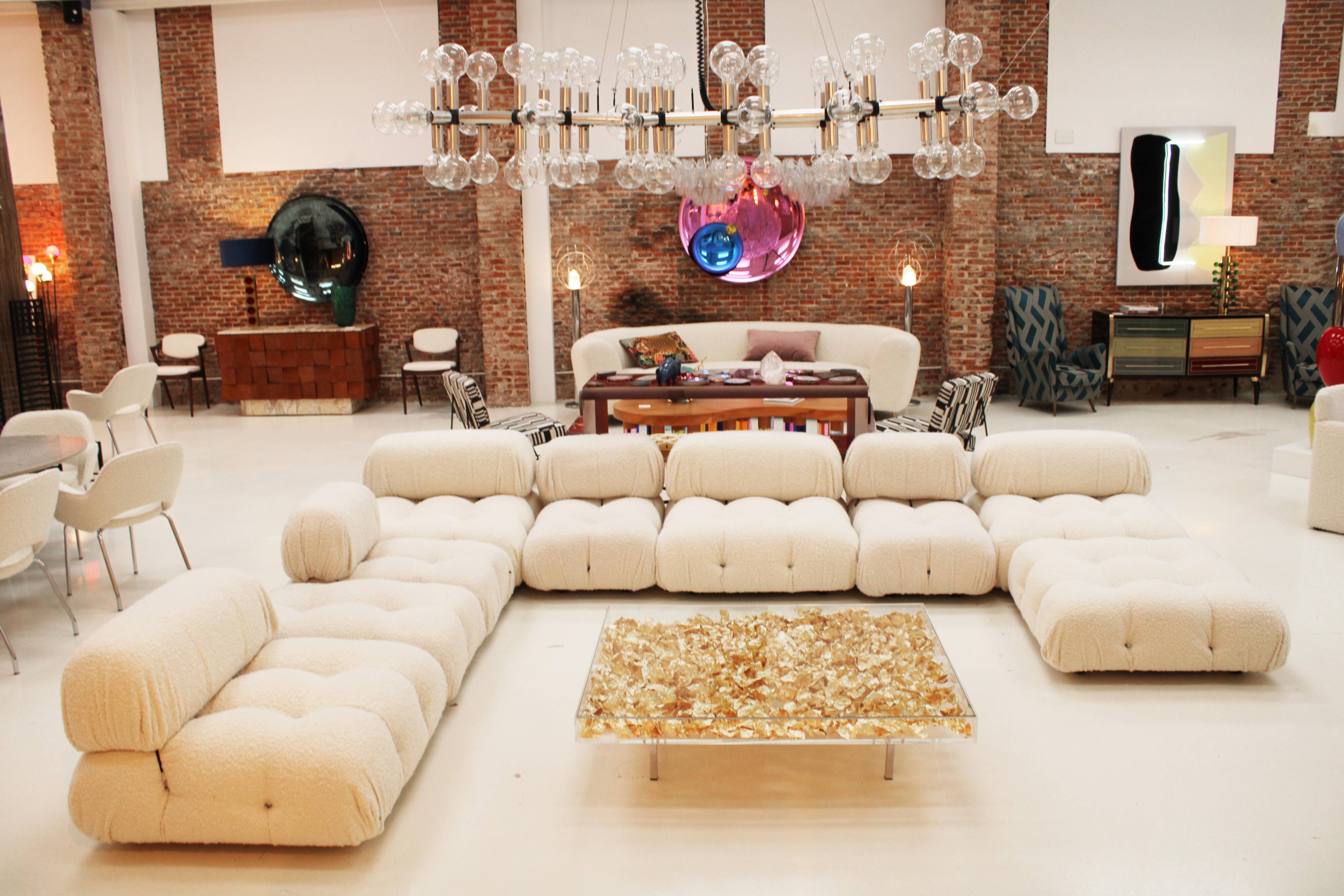 Mid Century by Mario Bellini Italian Camaleonda White Bouclé Fabric Modular Sofa