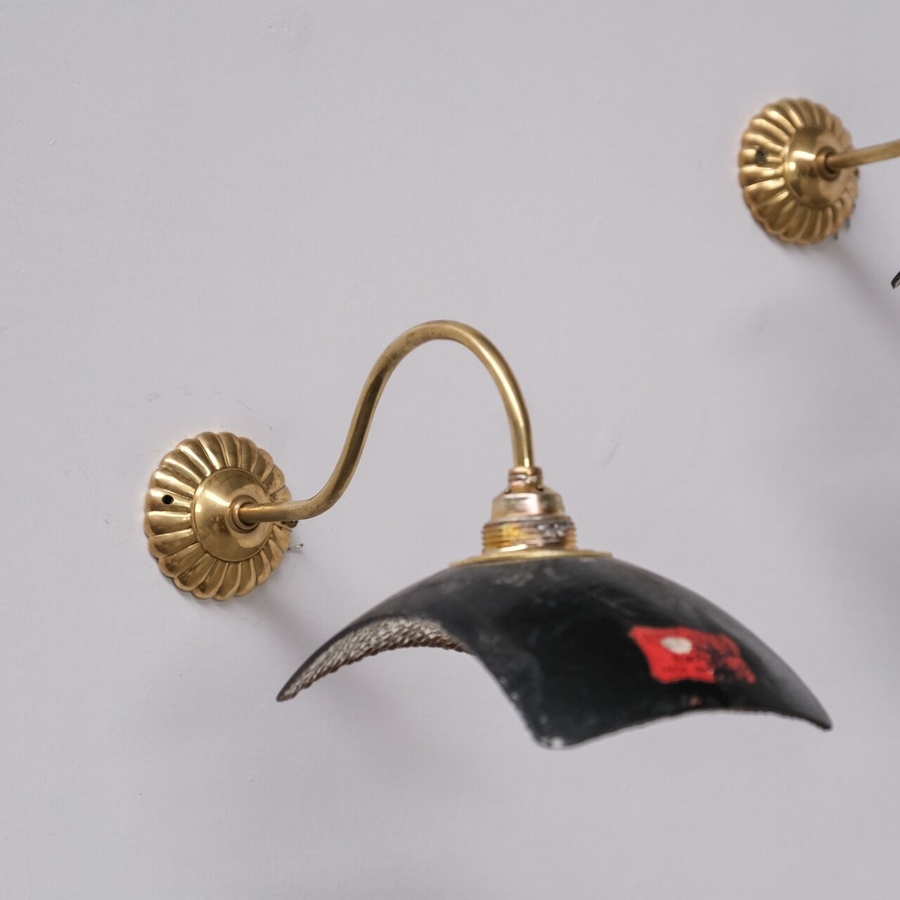 Mercury reflective glass and brass wall lights (35 available)