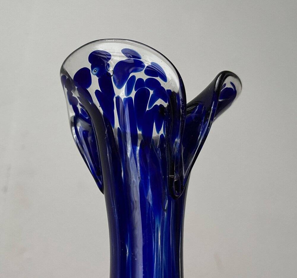 Vintage Murano glass flower vase