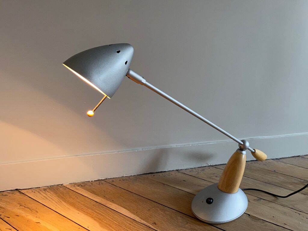 90s swing lamp