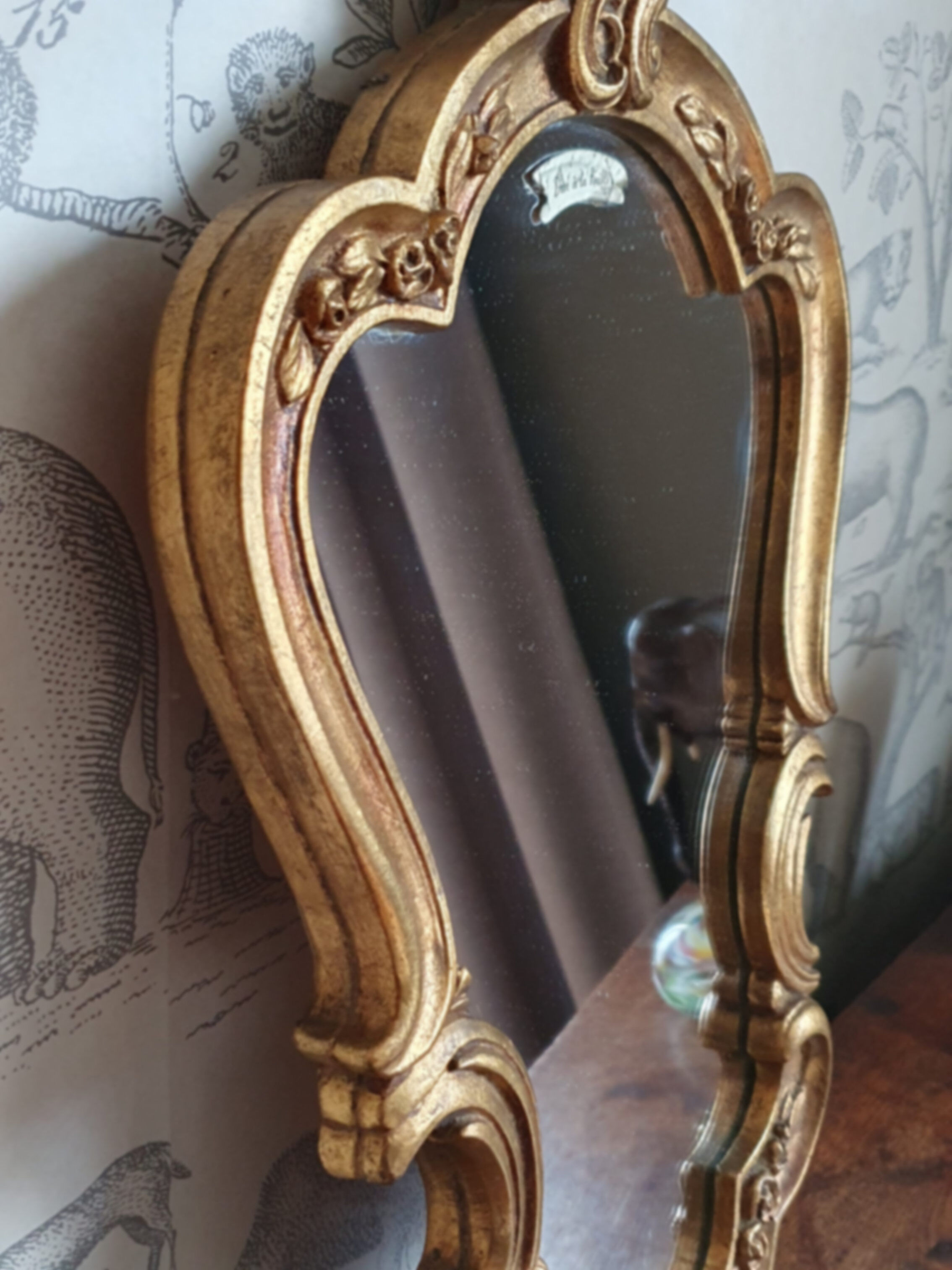 Golden mirror 47X31