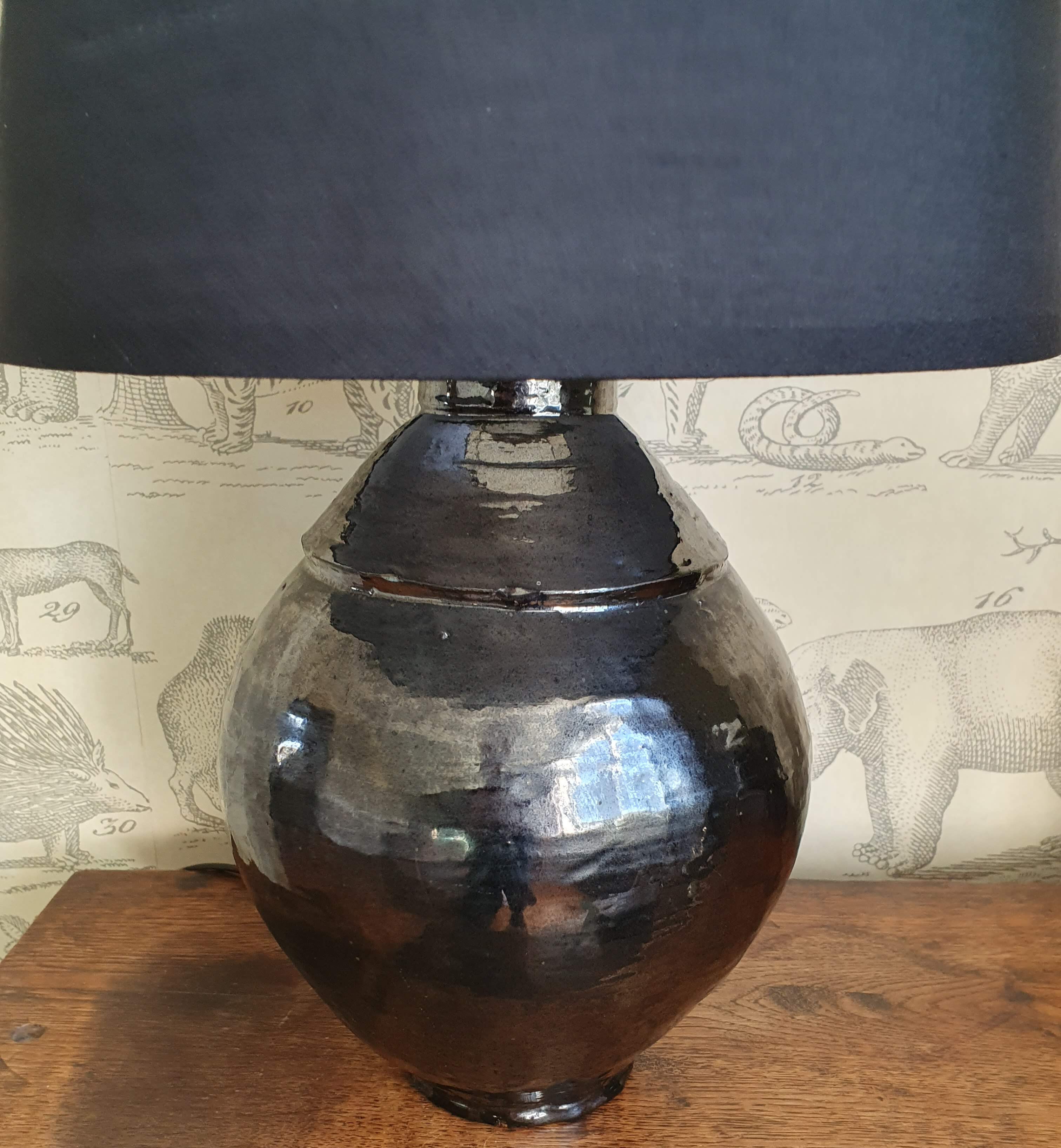 Black ceramic lamp