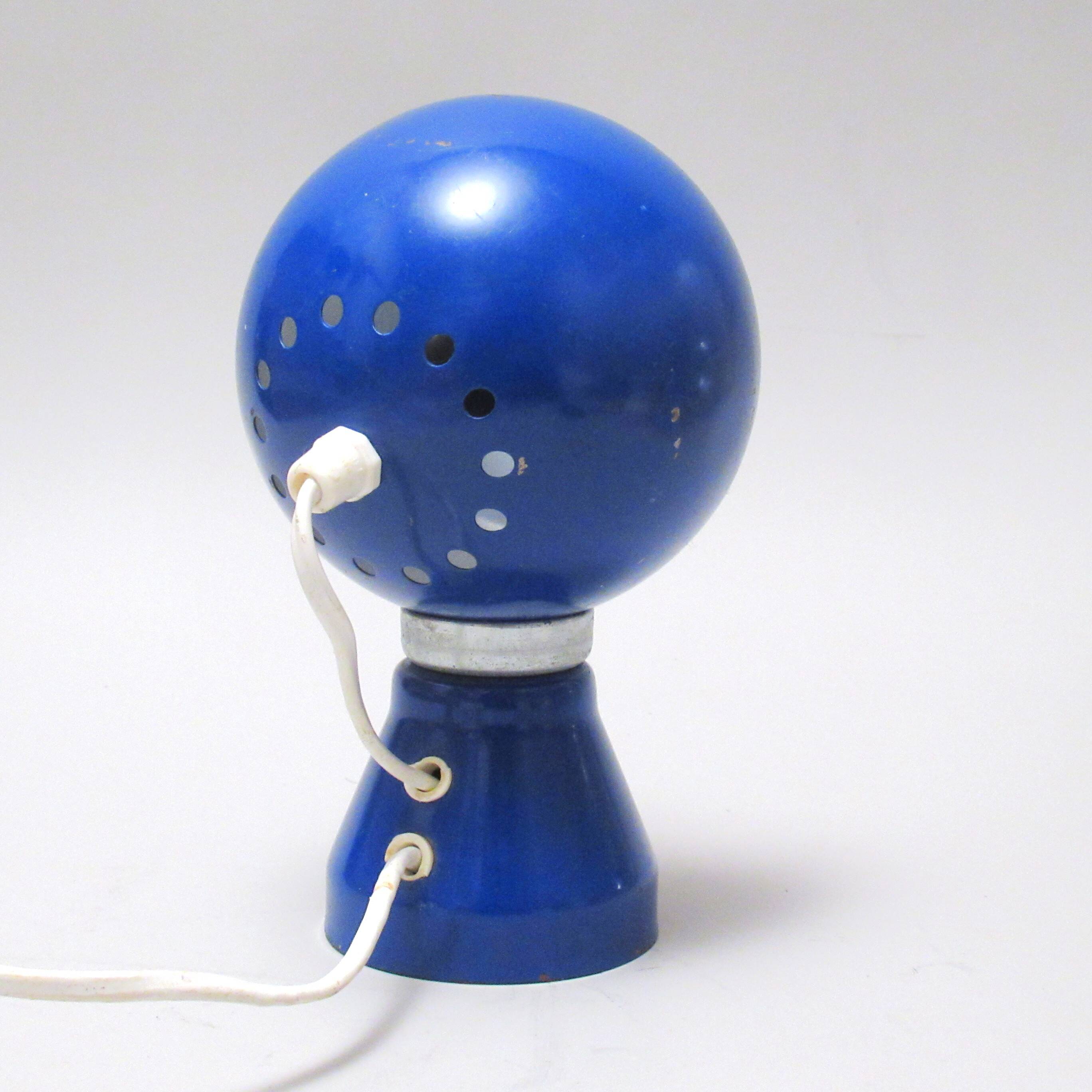 Blue ball lamp Piero de Martini Reggiani 1968