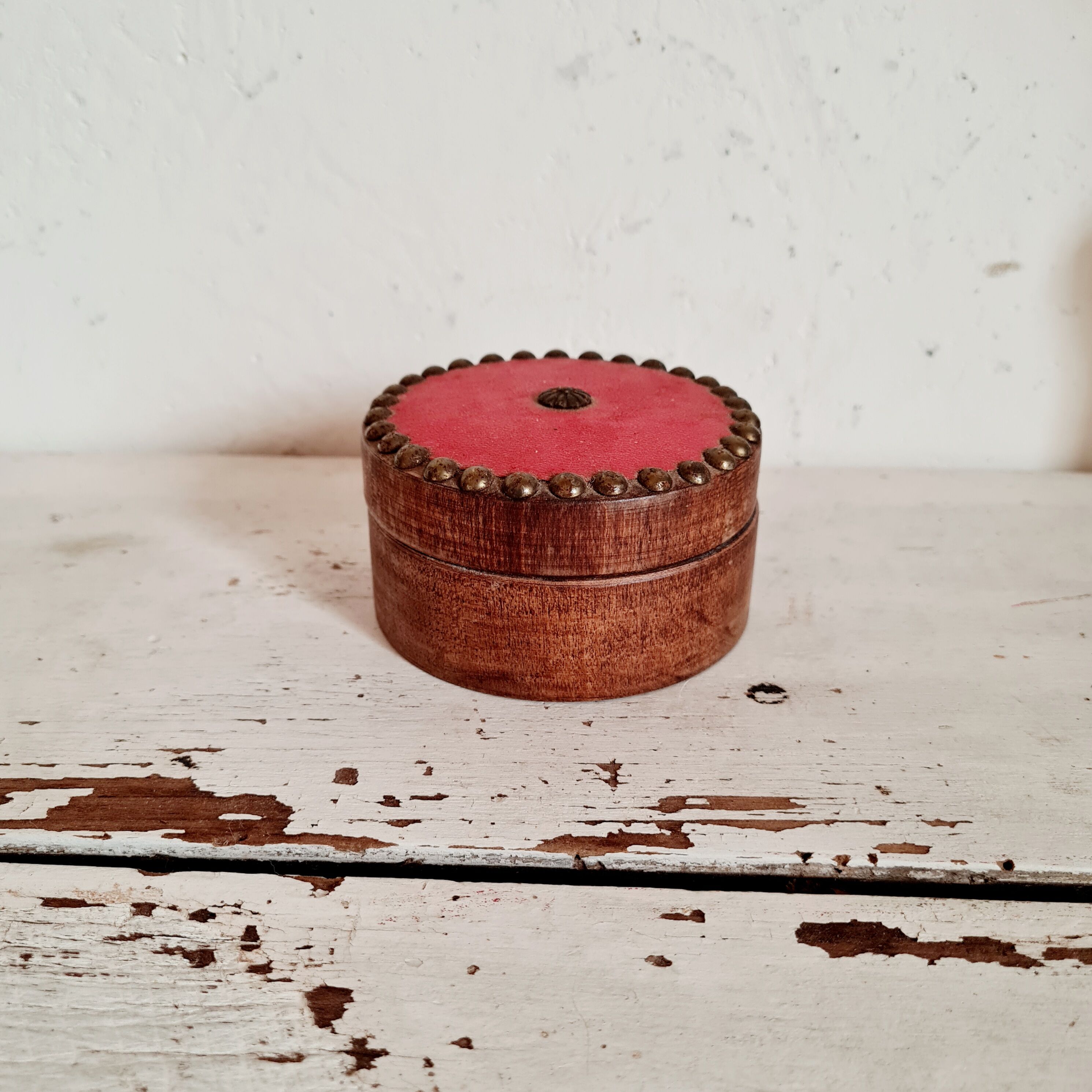 Antique wood jewelry box
