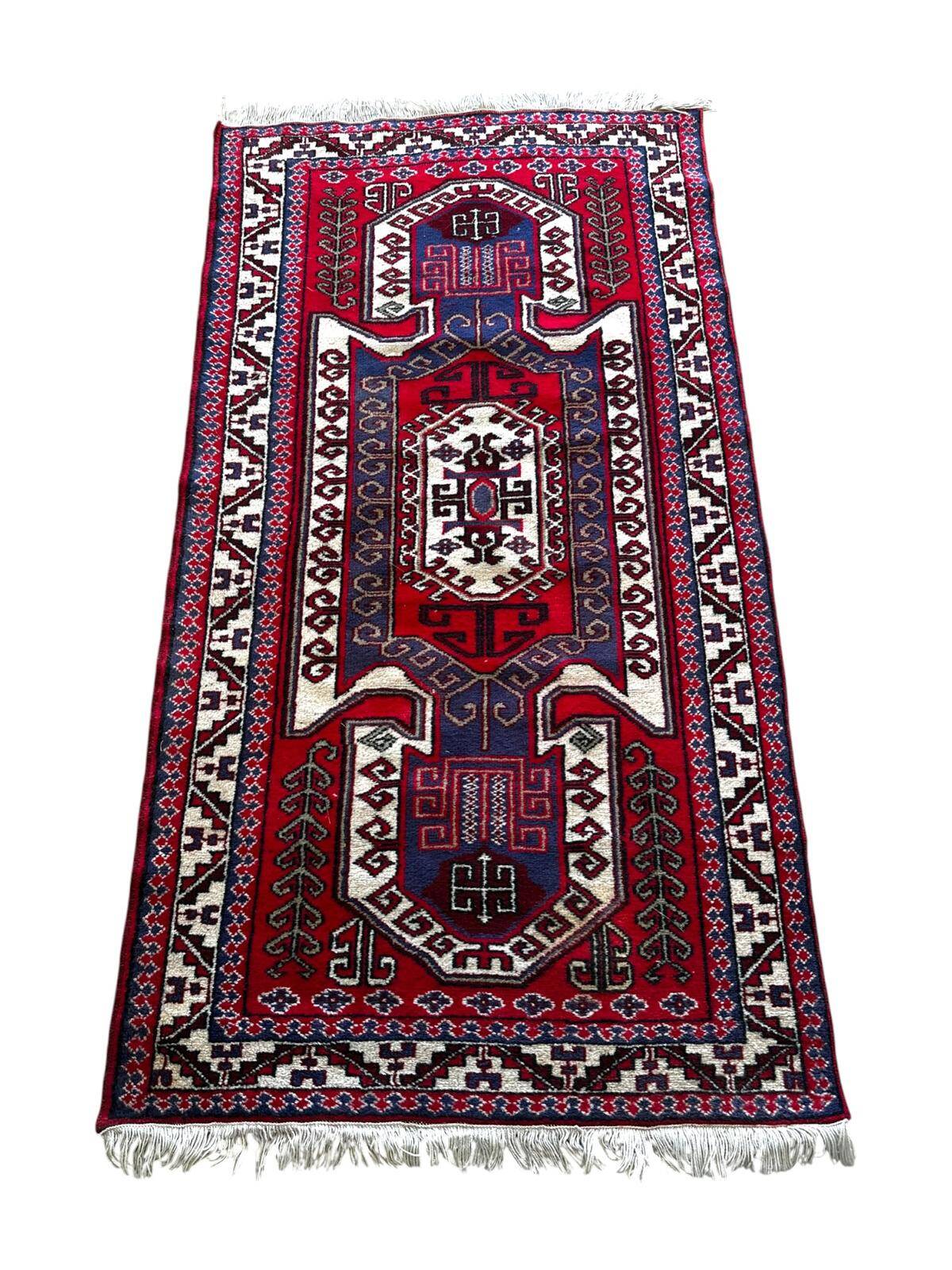 Handmade Persian rug 190cm x 100cm
