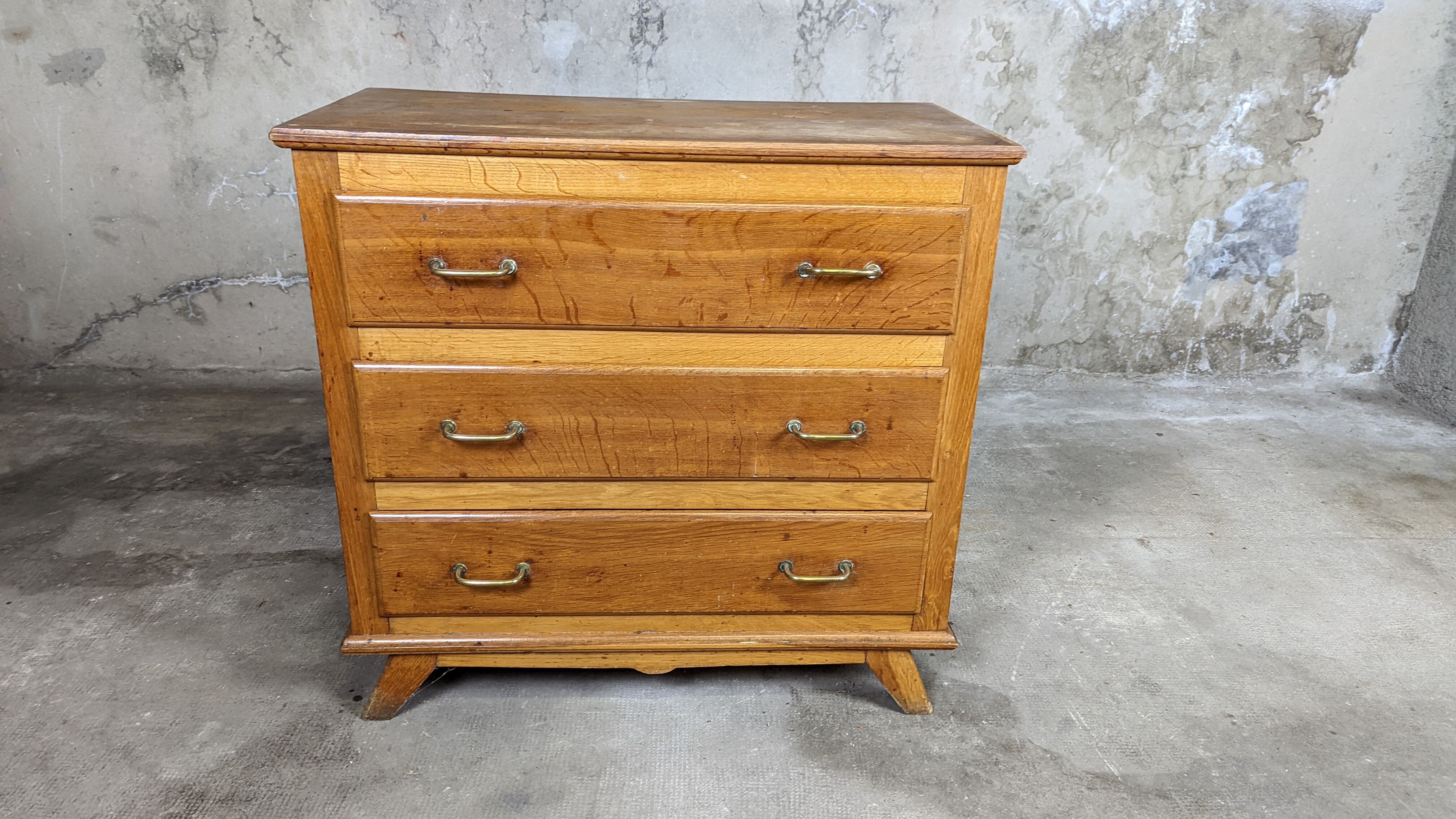 Commode pied compas scandinave