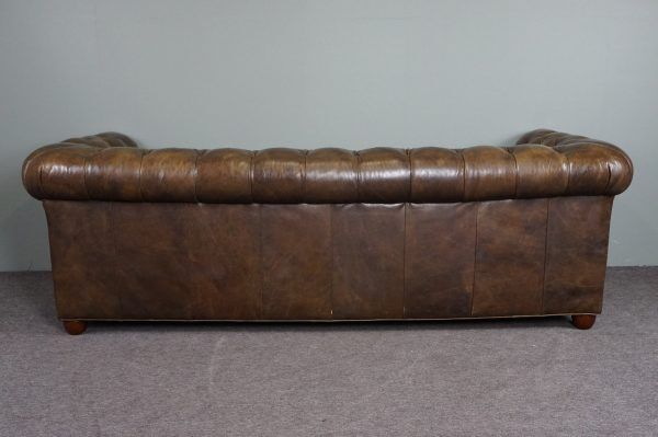 Chesterfield sofa in cowhide leather 3.5 seats