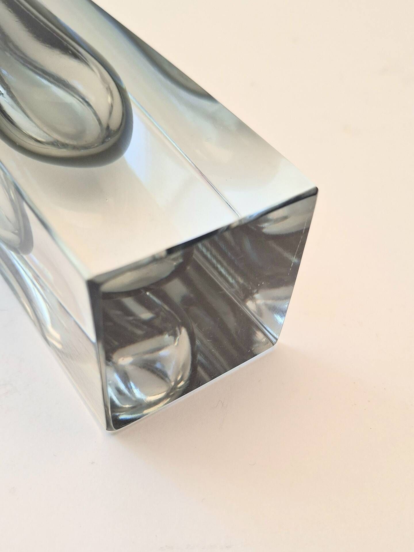Exquisite Vintage Flavio Poli Sommerso Murano Glass