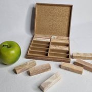 Set of 12 veined onyx knife rests, original box from the 1970s.
