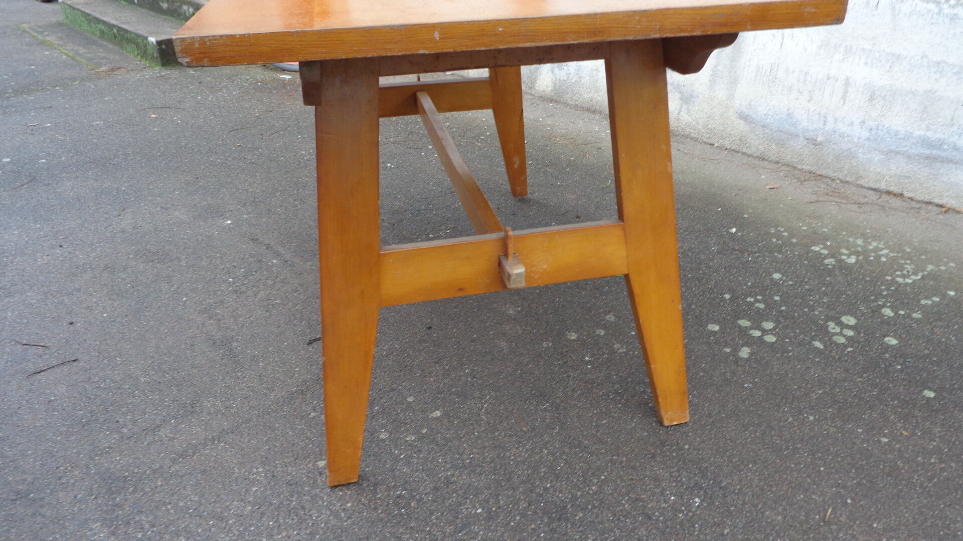 Mru table, René Gabriel