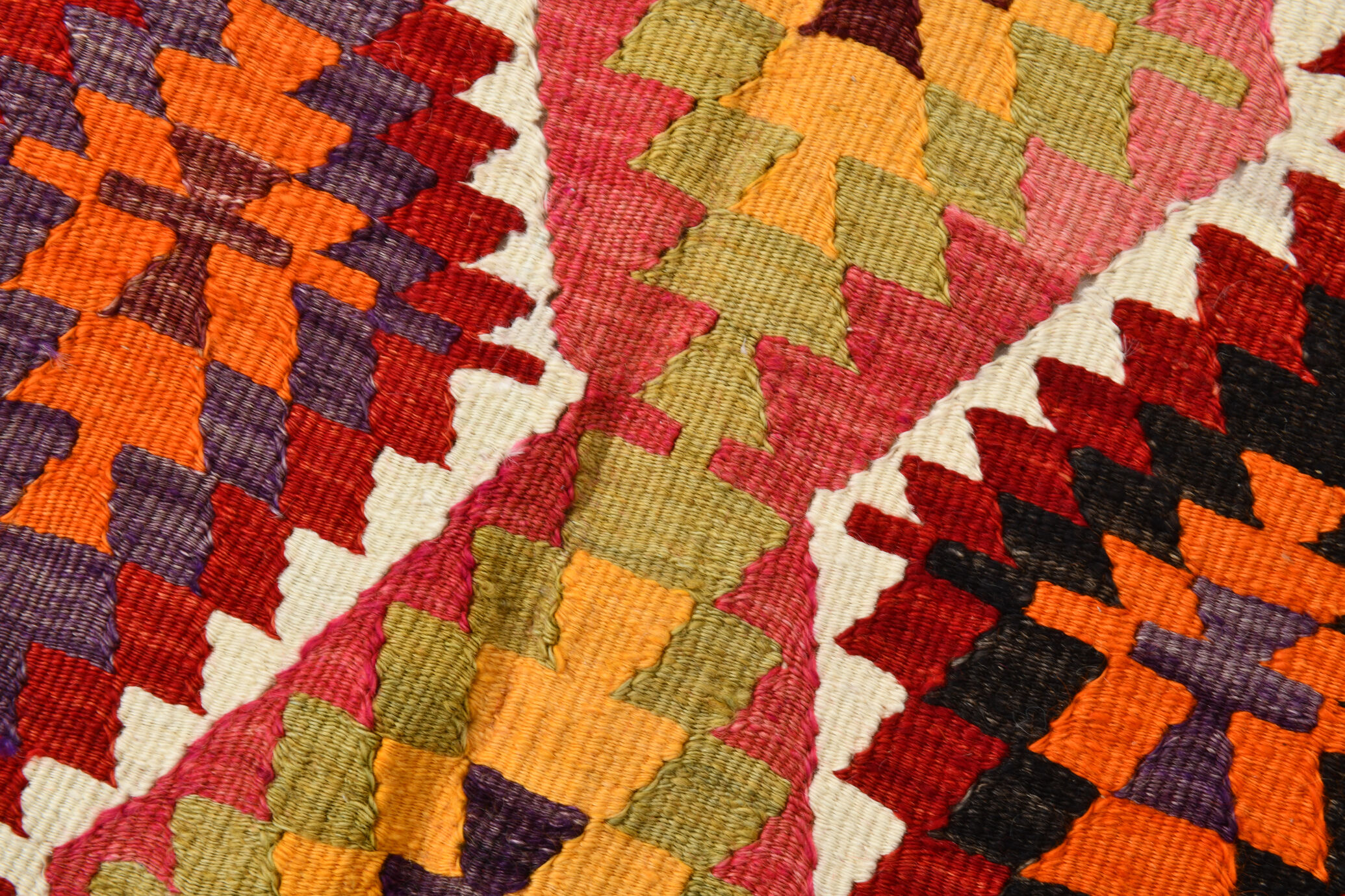 5x7 bold colorful kilim rug, 155x220cm