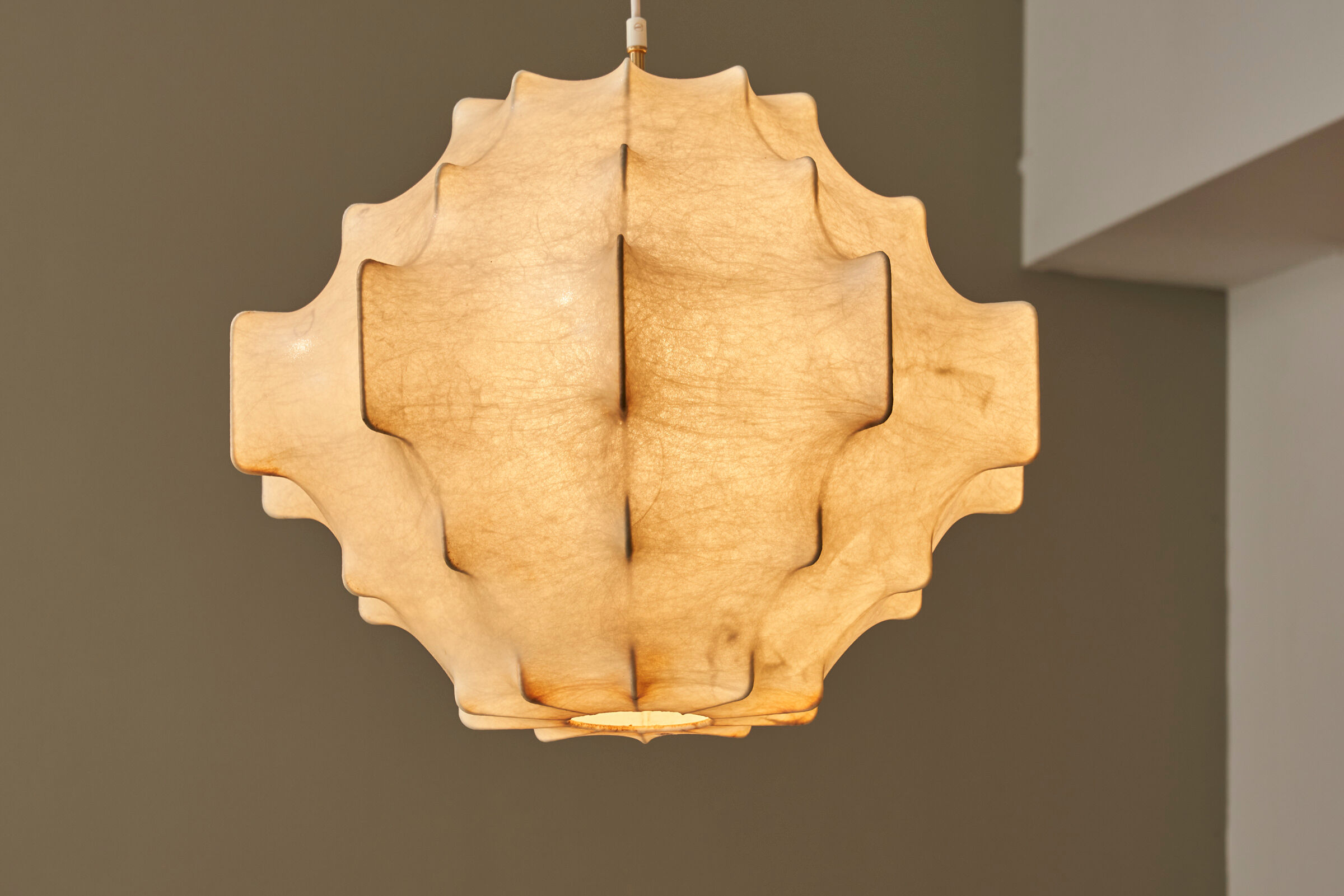 'Cocoon' pendant lamp