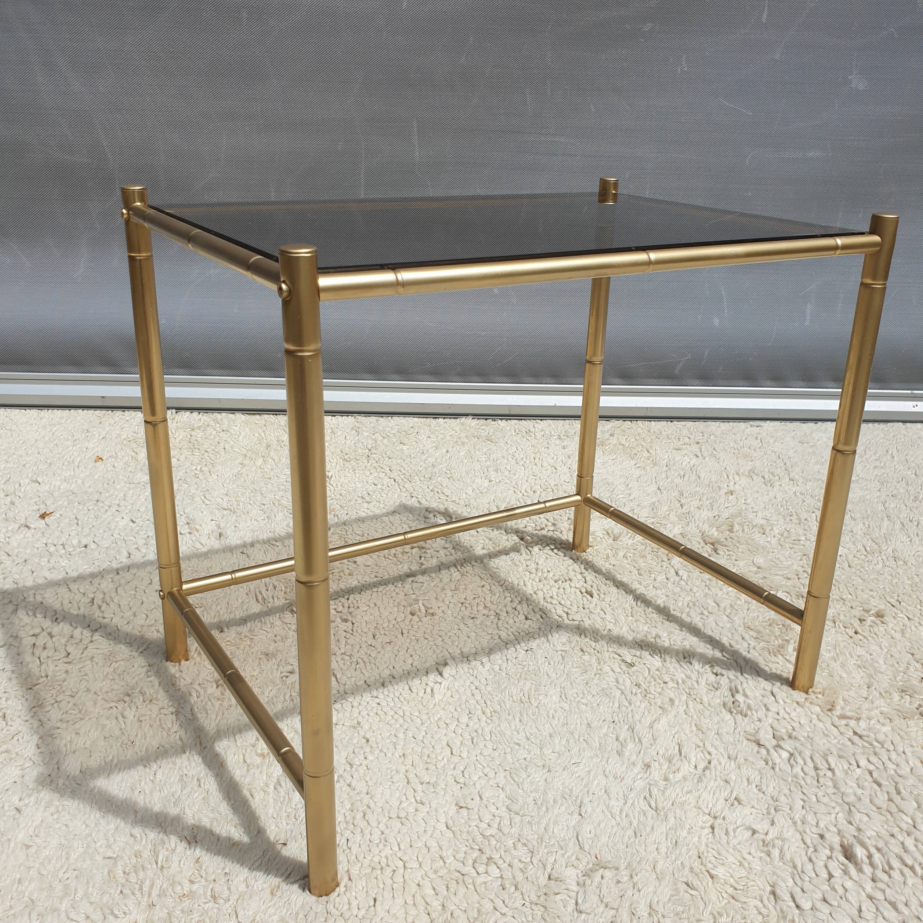 Table basse bambou verre fumé