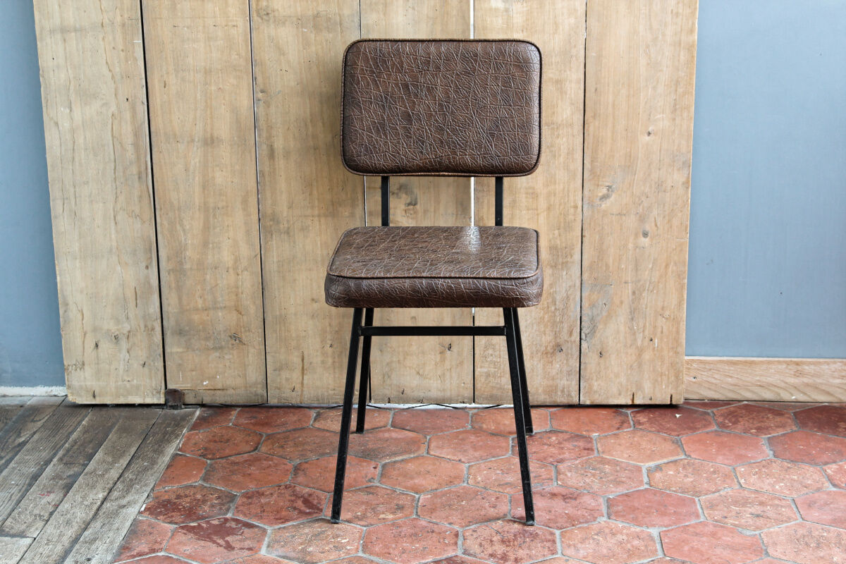 Vintage leather-like chair