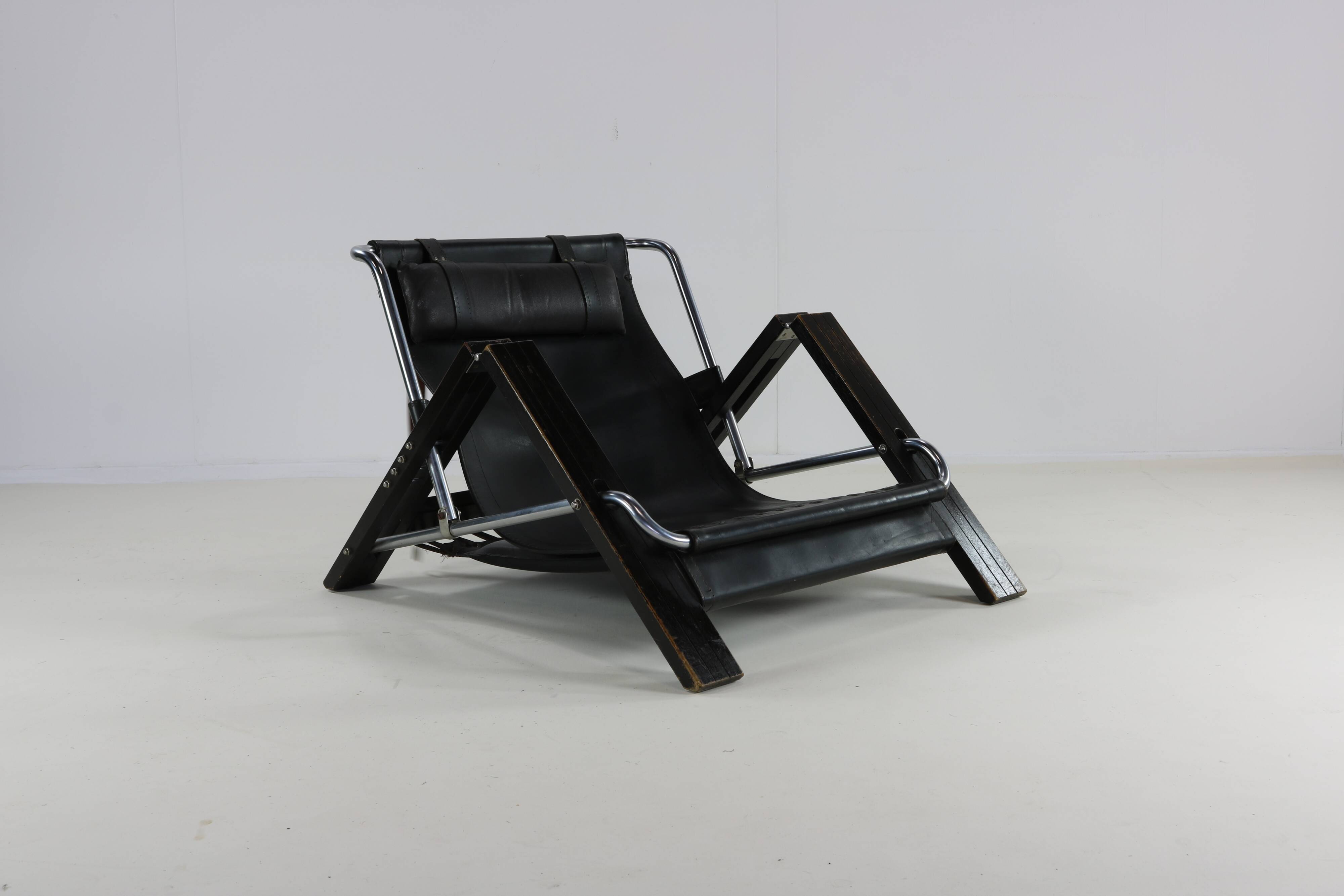 Seventies leather grasshopper lounge object by Sonja Wasseur