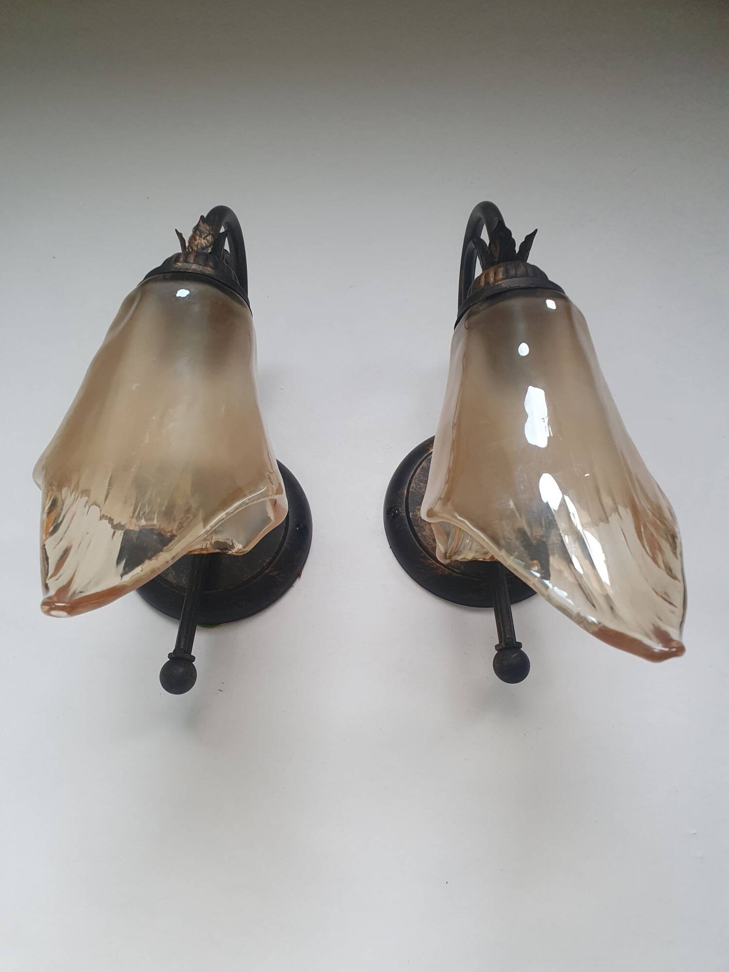 Pair of vintage flower-shaped globe wall lights