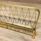 Wall-mounted cloakroom coat rack