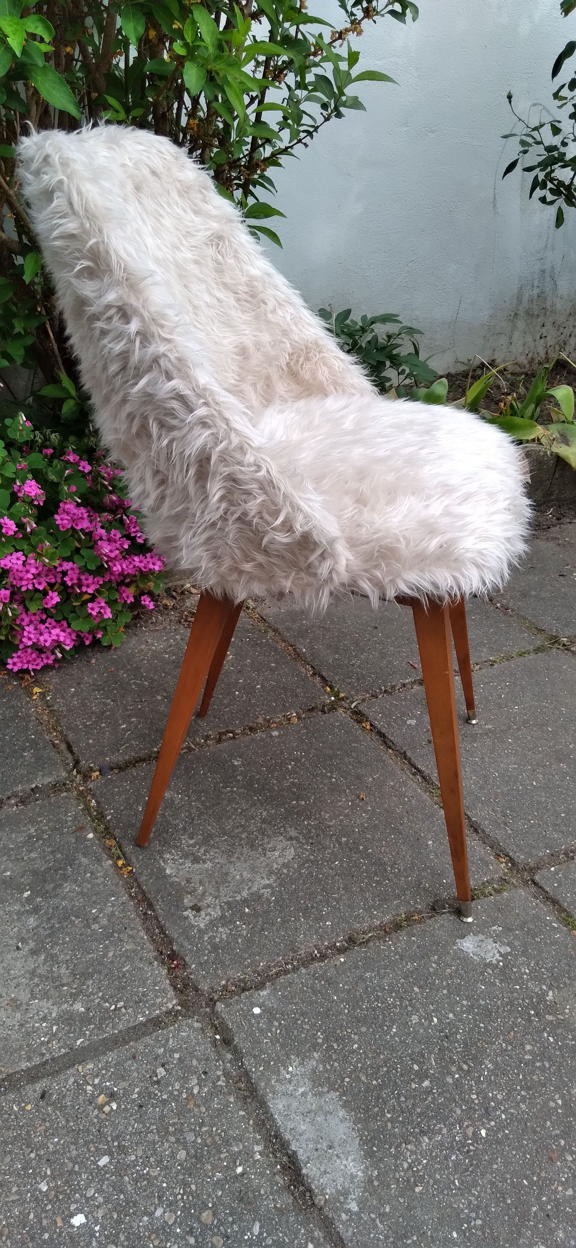 Moumoute chair 60s