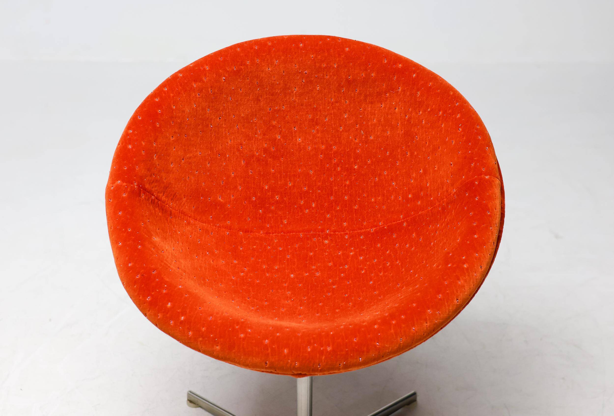 Unique chairs Tramontana Jade and Ember Velvet Verner Panton C1