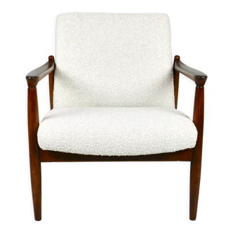White Boucle GFM-64 armchair by Edmund Homa, 1970s