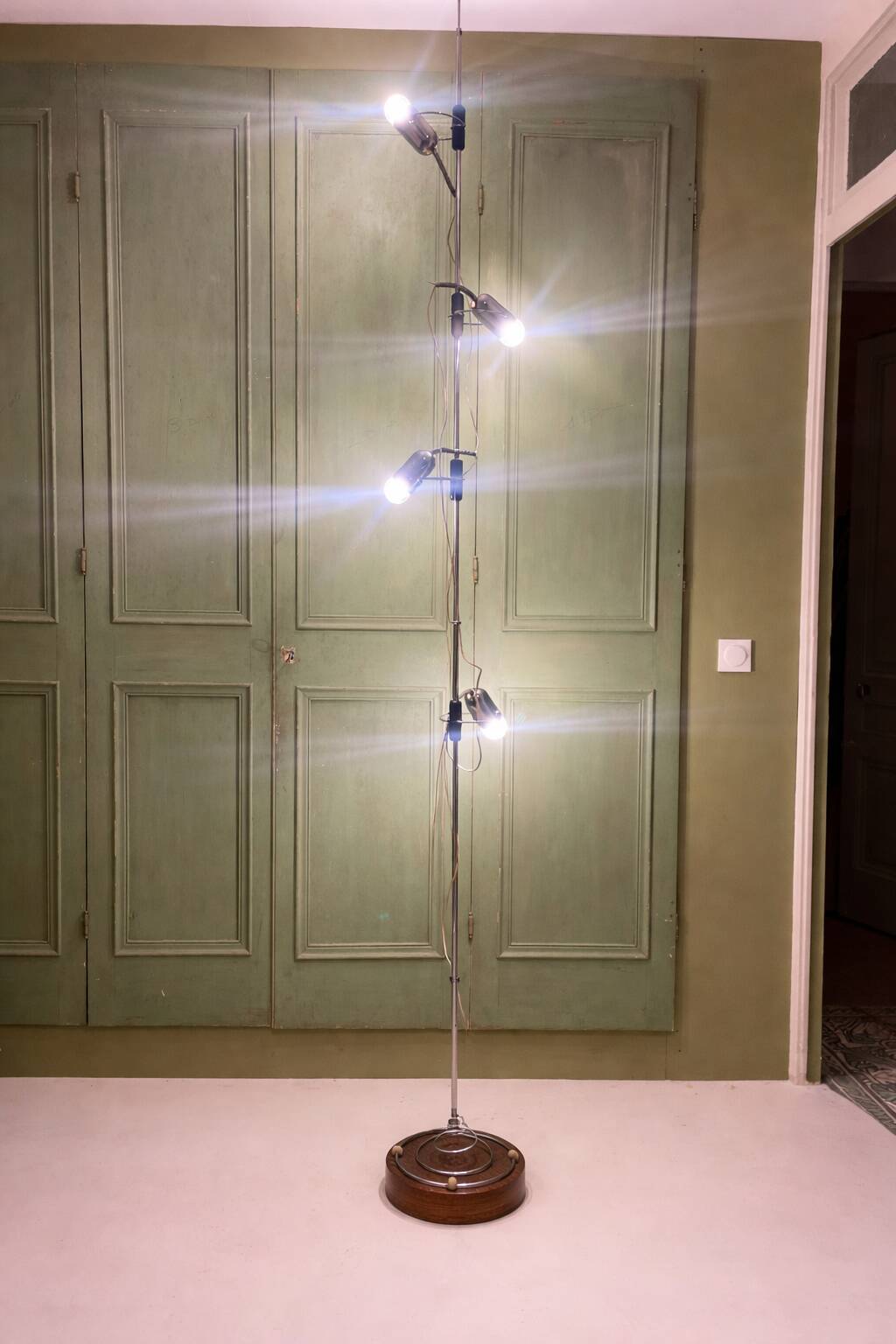 “Cielo-Terra” floor lamp with adjustable spots – Francesco Fois for Reggiani