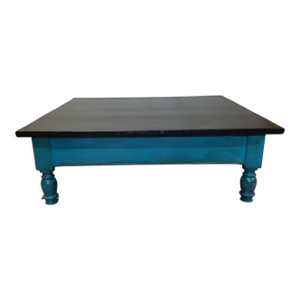 Square coffee table