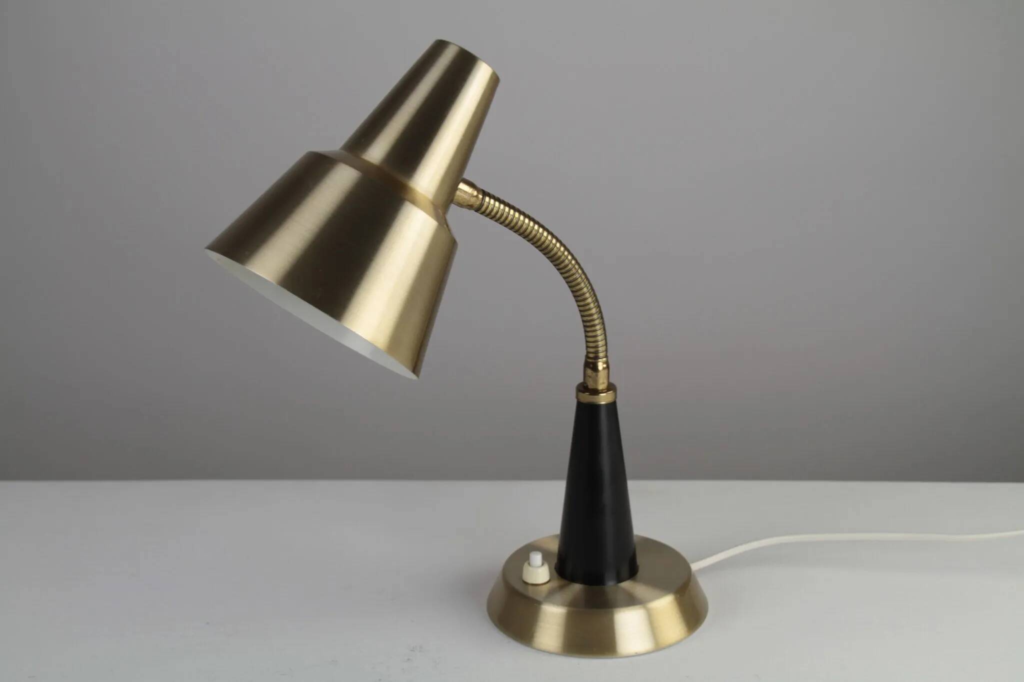 Table / Desk Lamp Model 600/5 by Gemi — Swedish Modernism in Black & Brass, 1960s