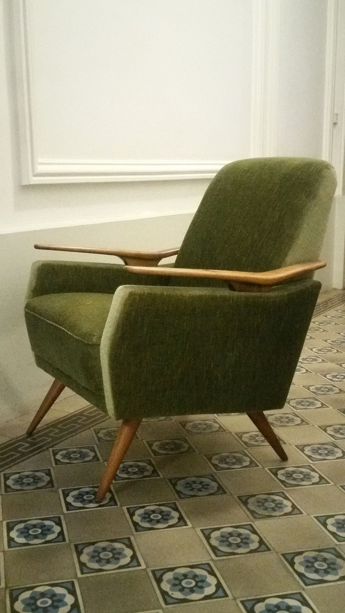 Lot of 2 armrests 50s/60s teak club chairs