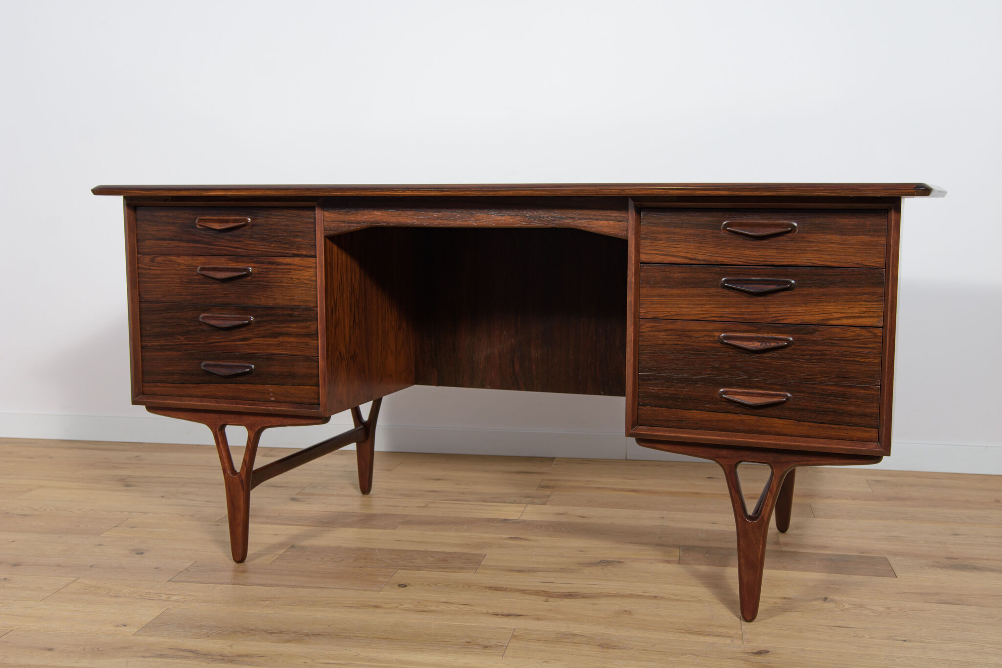 Mid-Century Freestanding Rosewood Desk, 1960s