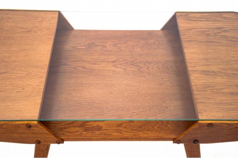 Coffee table, Czech design, 1960s after renovation