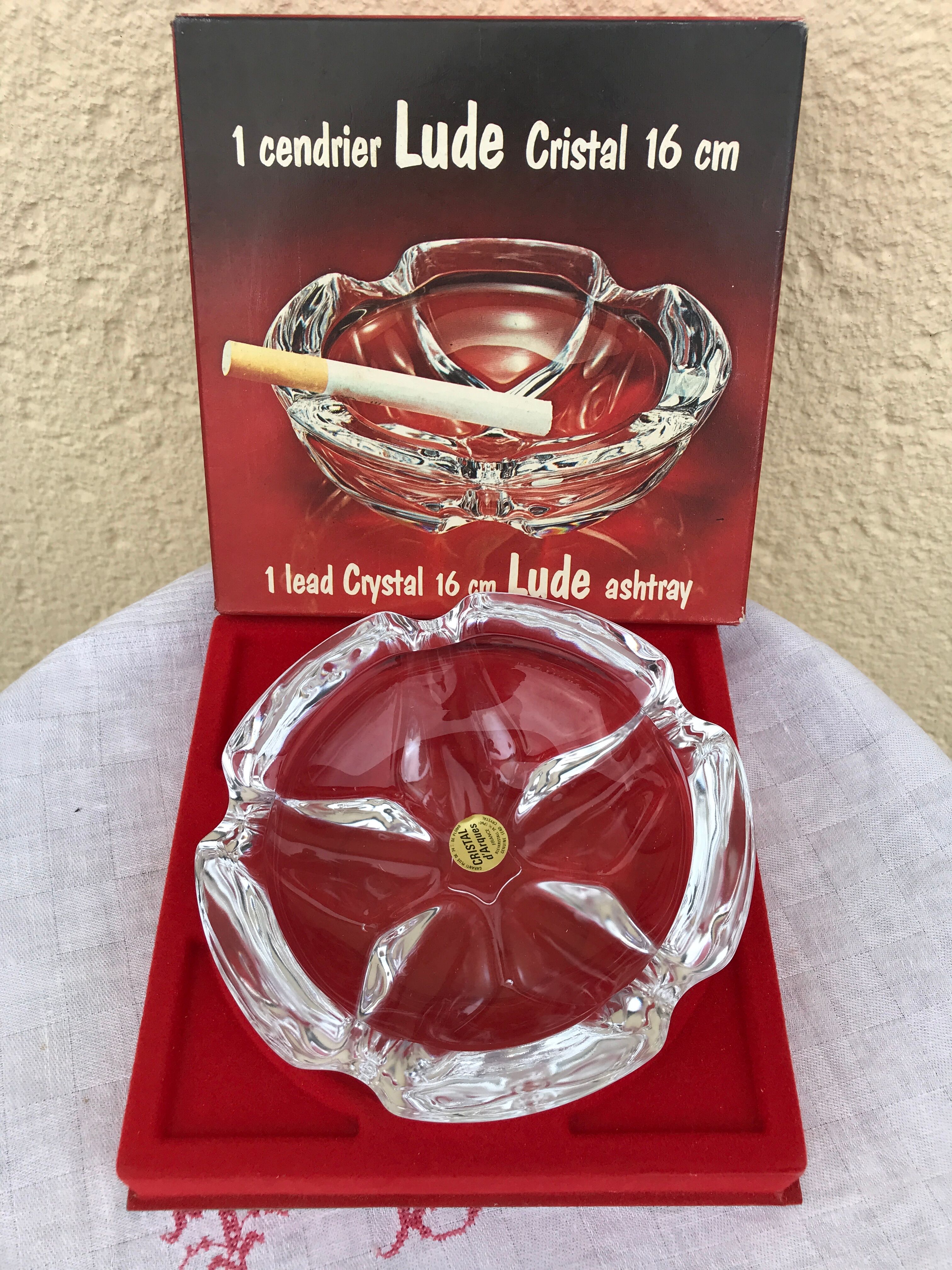 Lude ashtray in vintage arque crystal