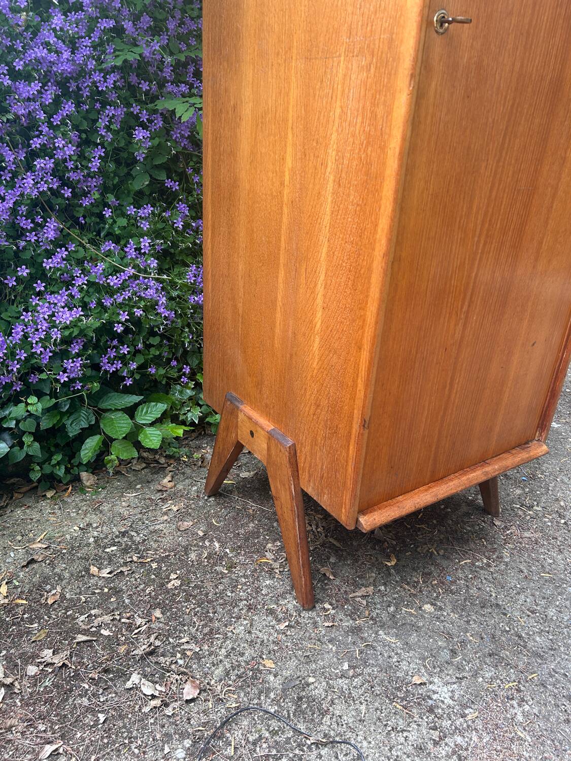 Oak wardrobe, boarding school style, 50s/60s
