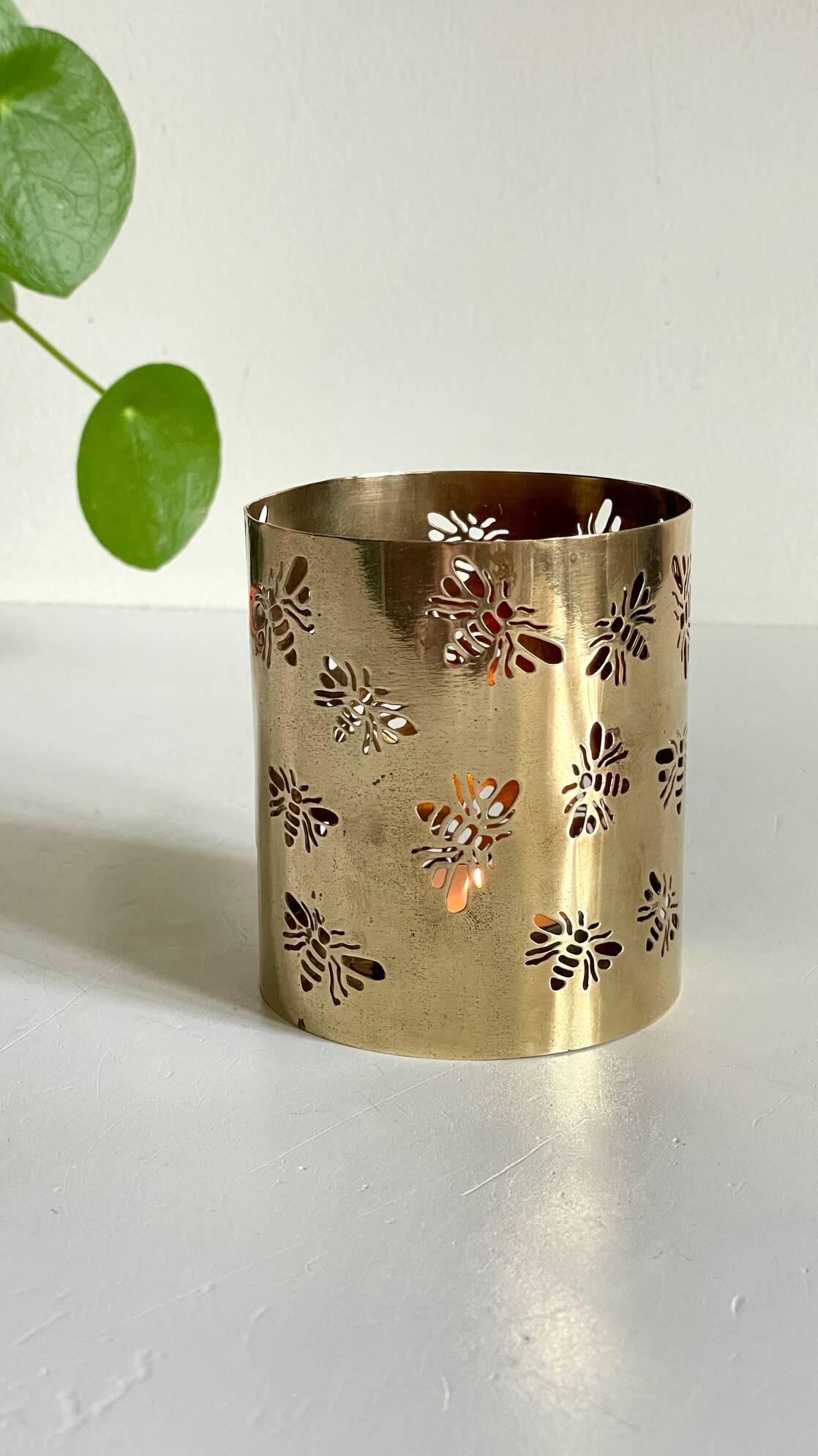 BEE PHOTOPHORE BRASS