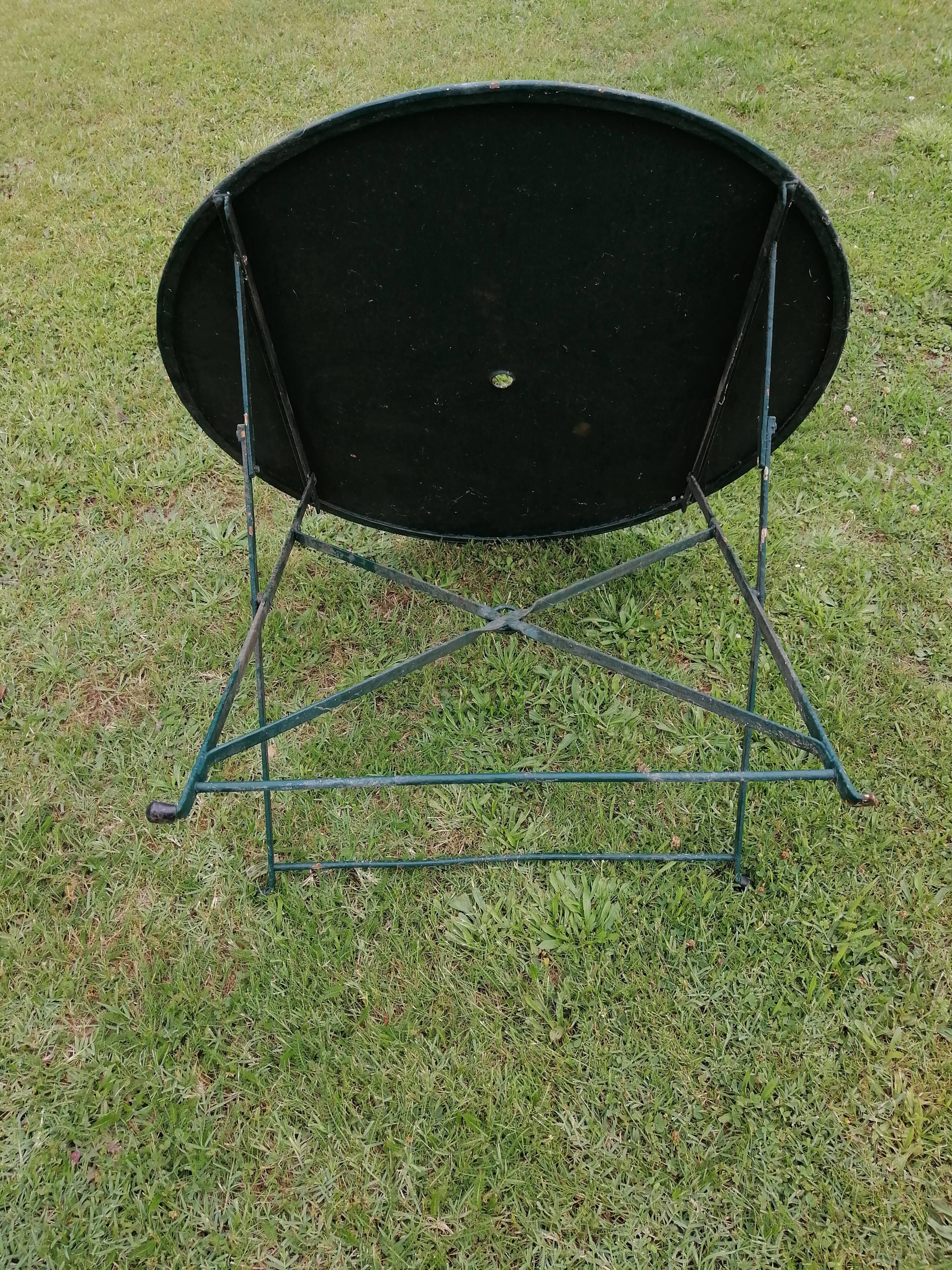 Table ronde de jardin