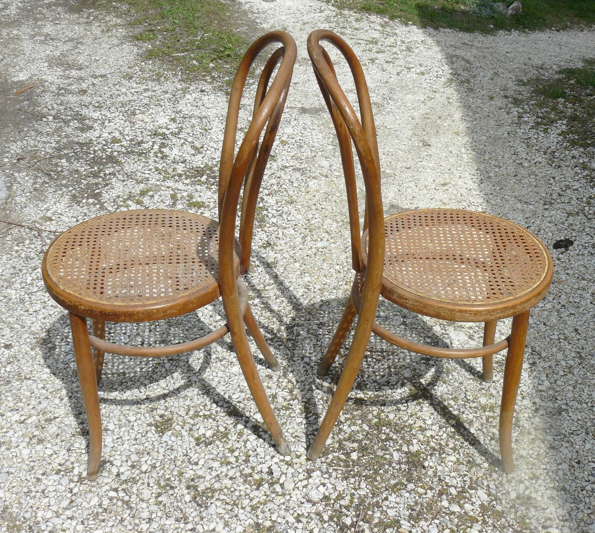 Pair of chairs bistrot tanned j & j khon curved wood