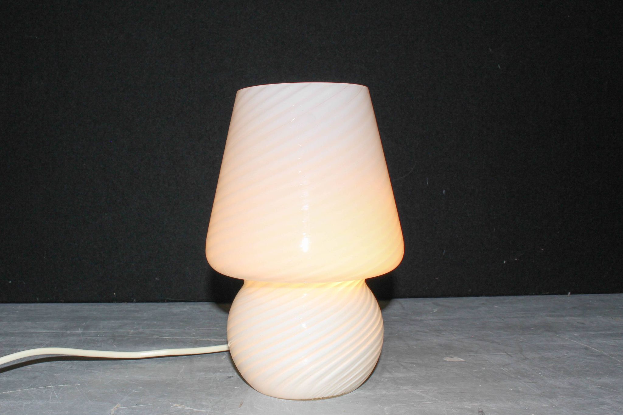 Mid Century Murano Mushroom glass table lamp, Italy, 1970s.
