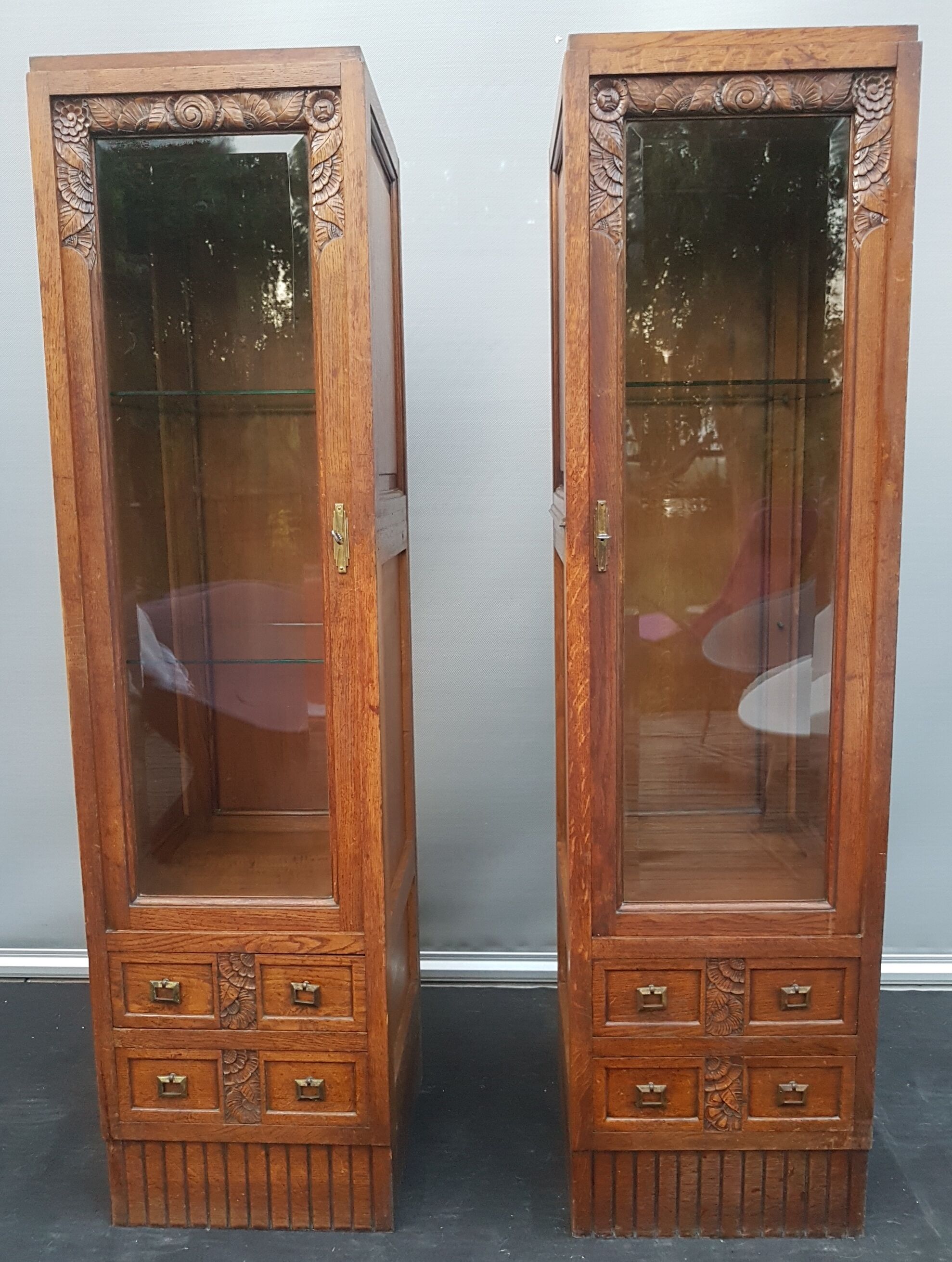 Jeweler showcase, art deco period, 1925