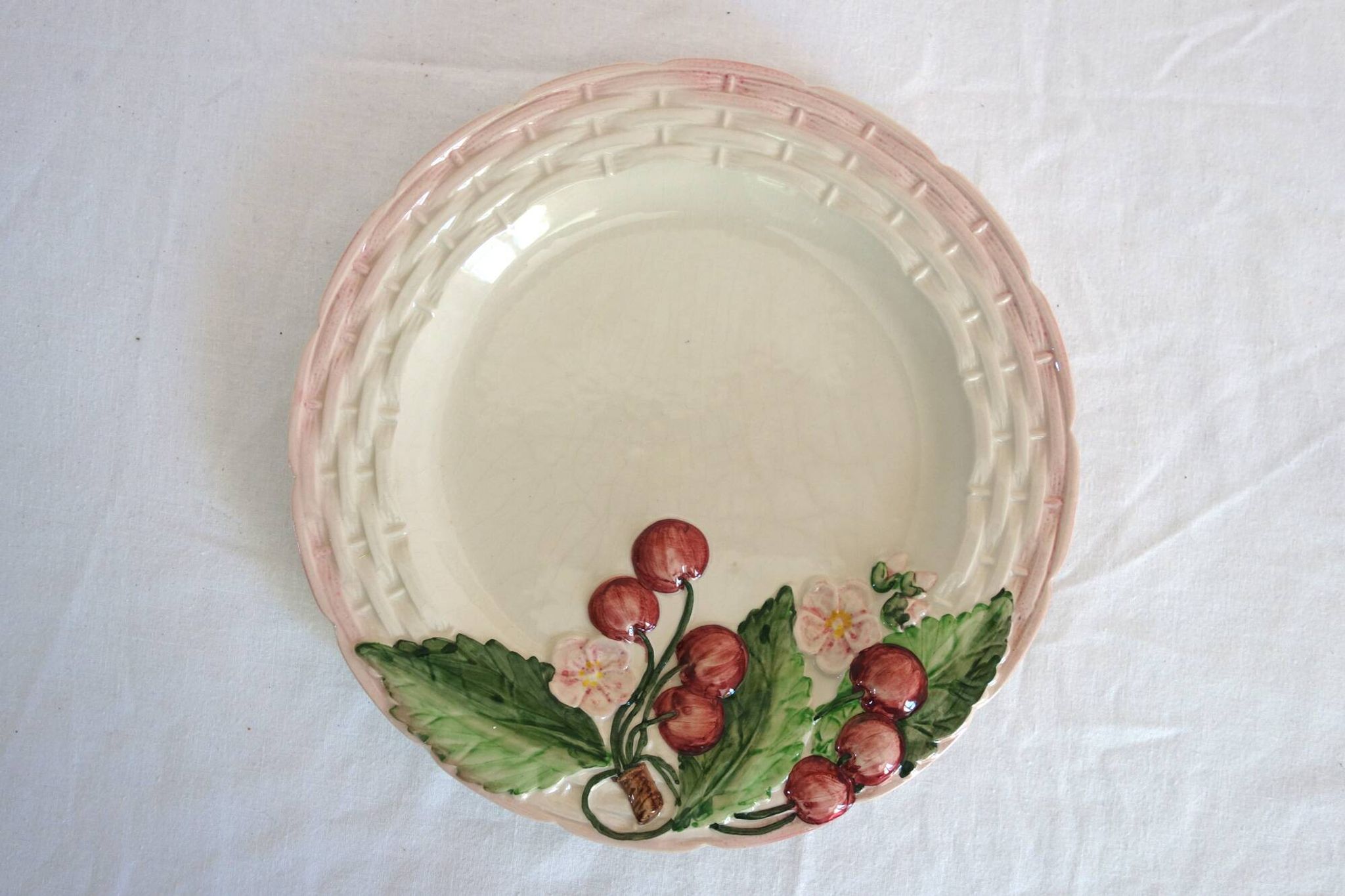 Cherry slip plate signed Francesco Guarino, 1970s