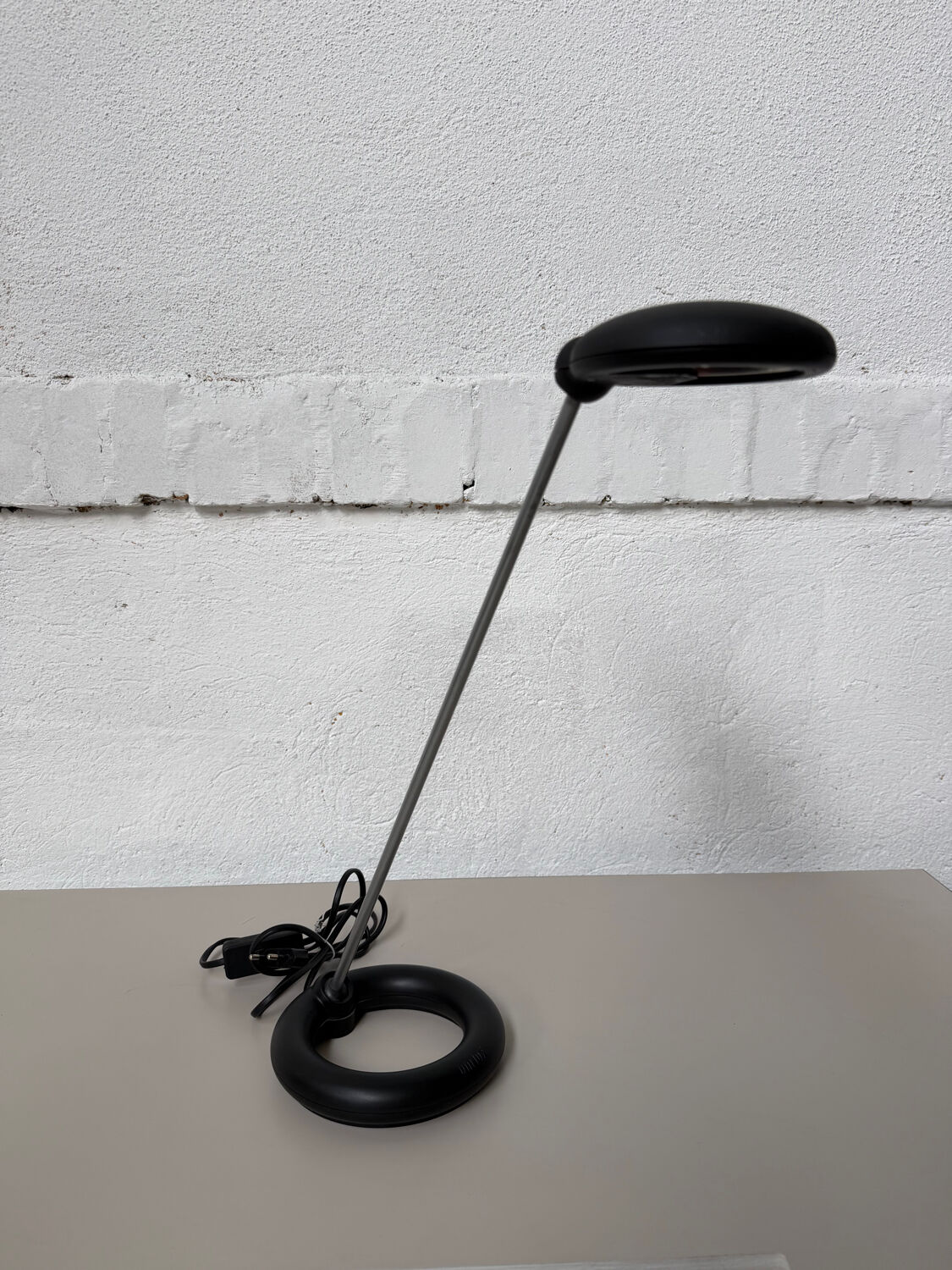 Unilux desk lamp reference 2030