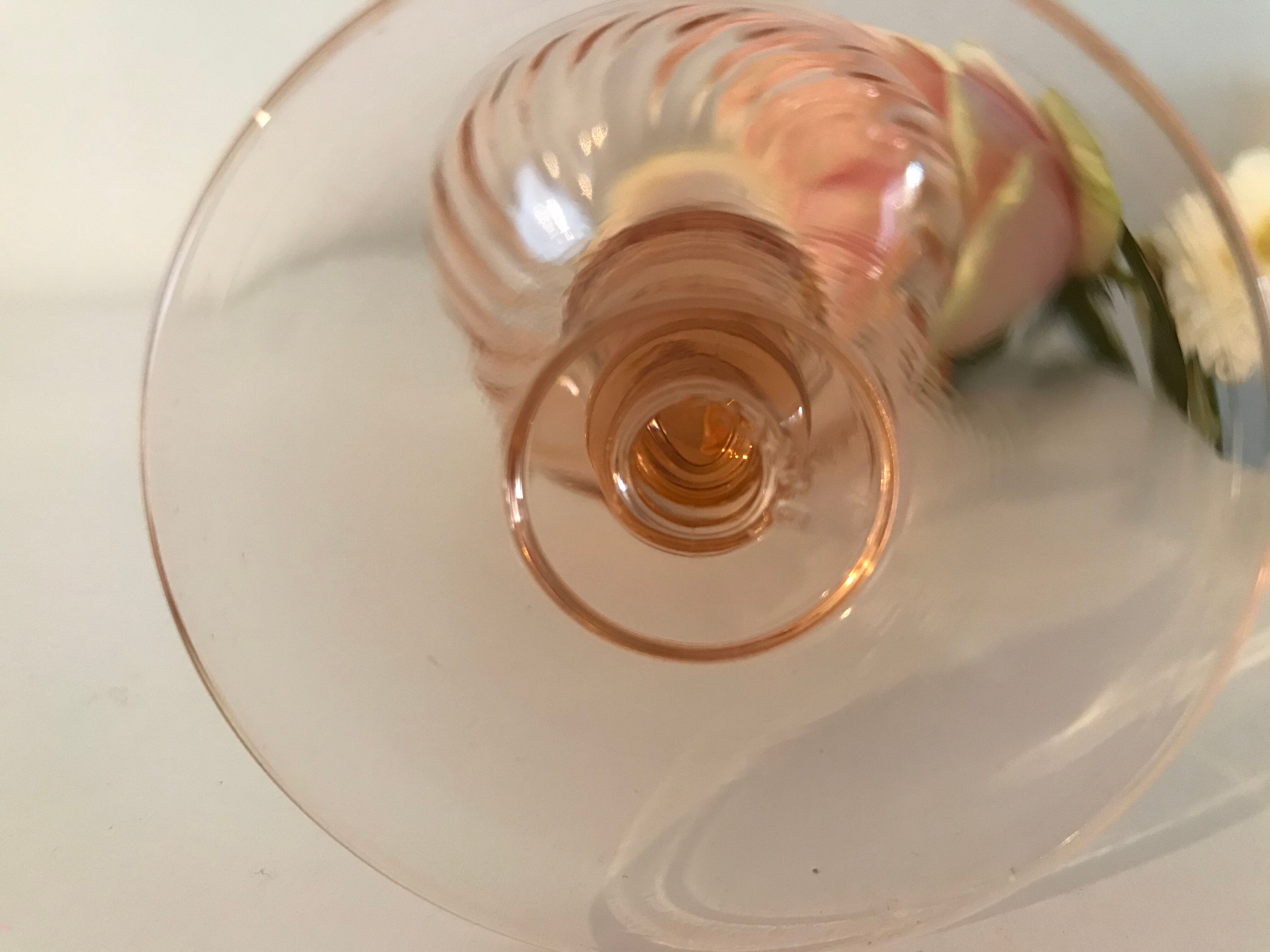 Lot de 6 verres à vin en verre rose luminarc modèle rosaline